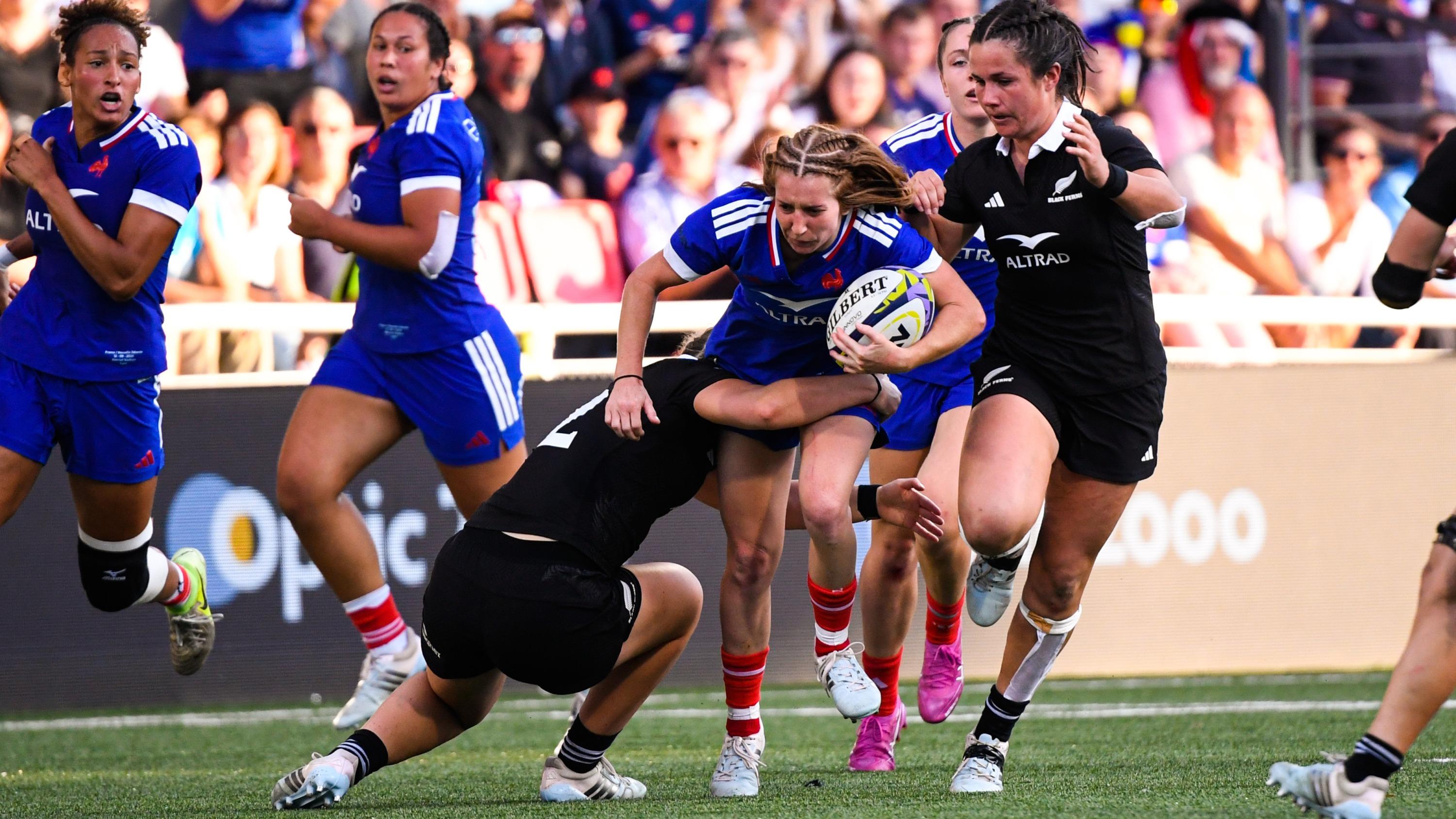 XV de France féminin : les Bleues s’inclinent dans leur première confrontation avec les Black Ferns néo-zélandaises