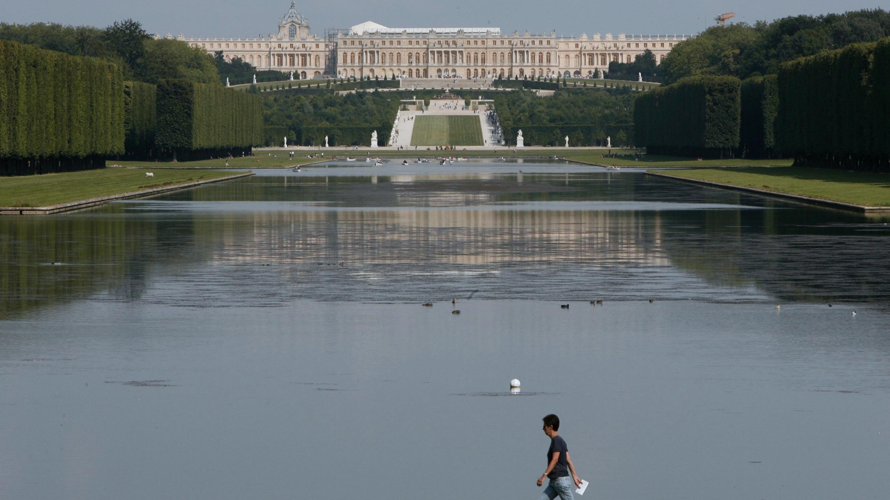 Les triathlètes de l’Ironman vont nager dans le Grand Canal du château de Versailles