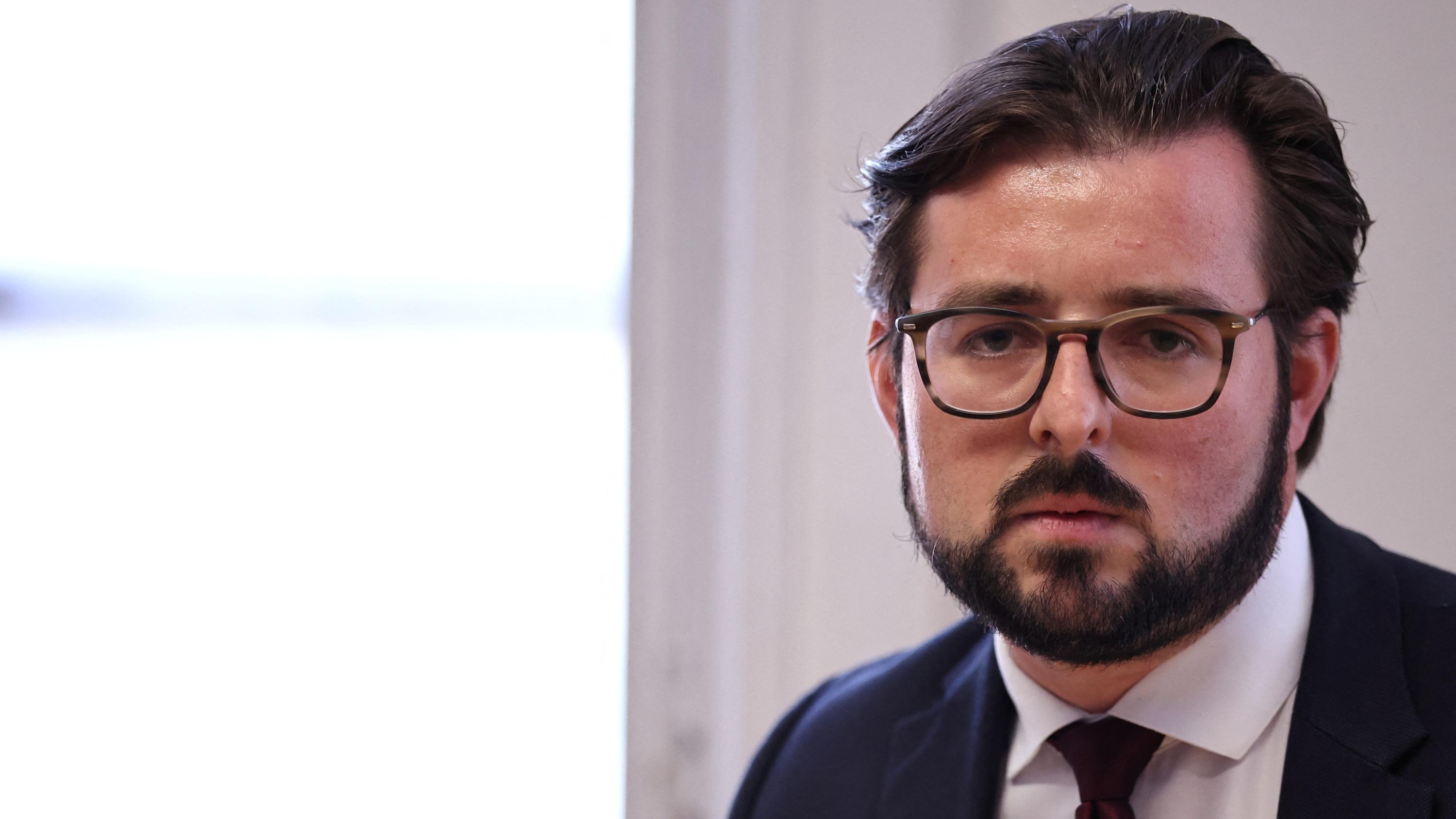 Écarté de la primaire de la gauche, Philippe Brun dénonce des «manœuvres» en interne et va faire appel
