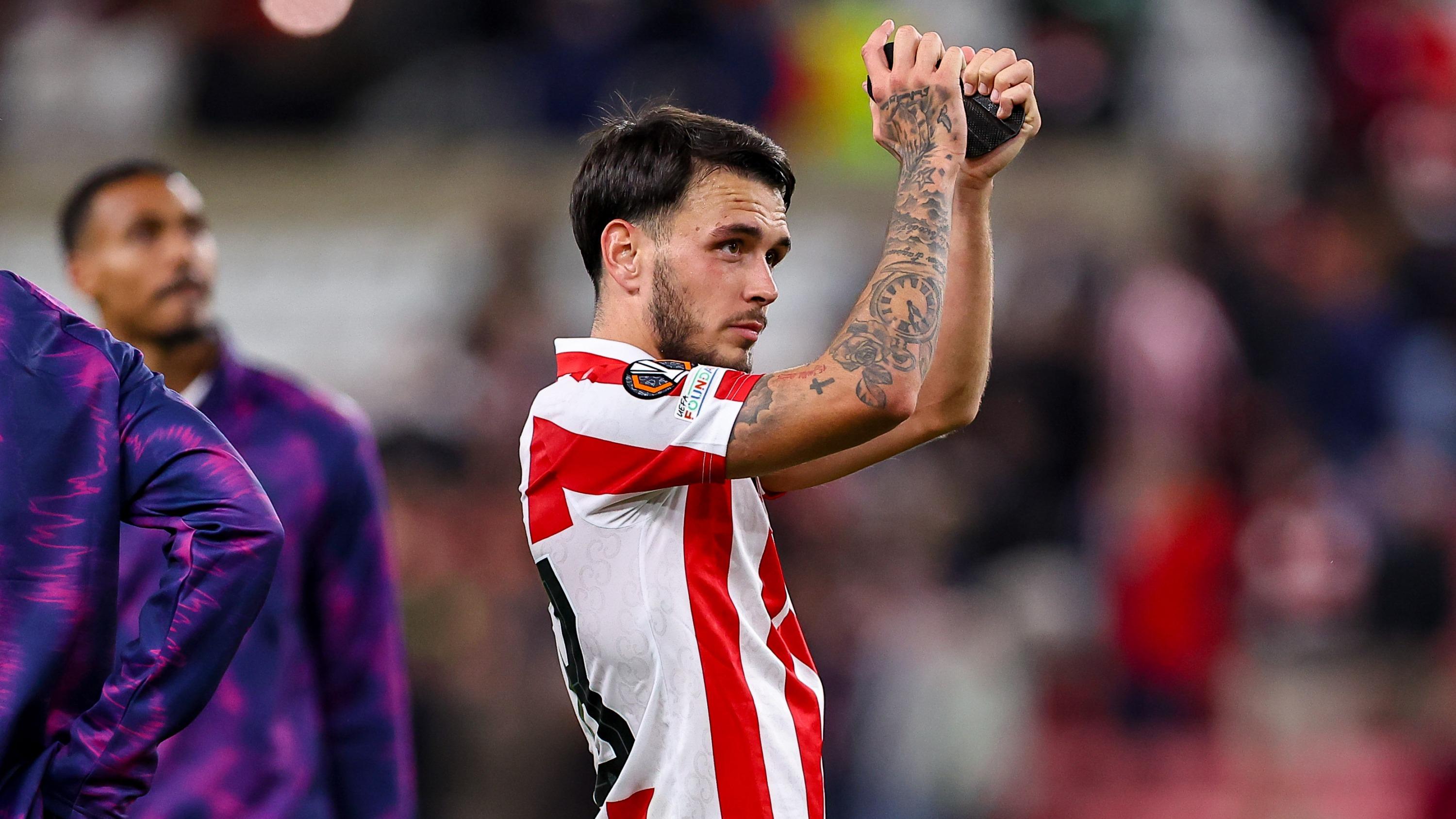 Premier League : le Français Enzo Le Fée prolonge à Sunderland