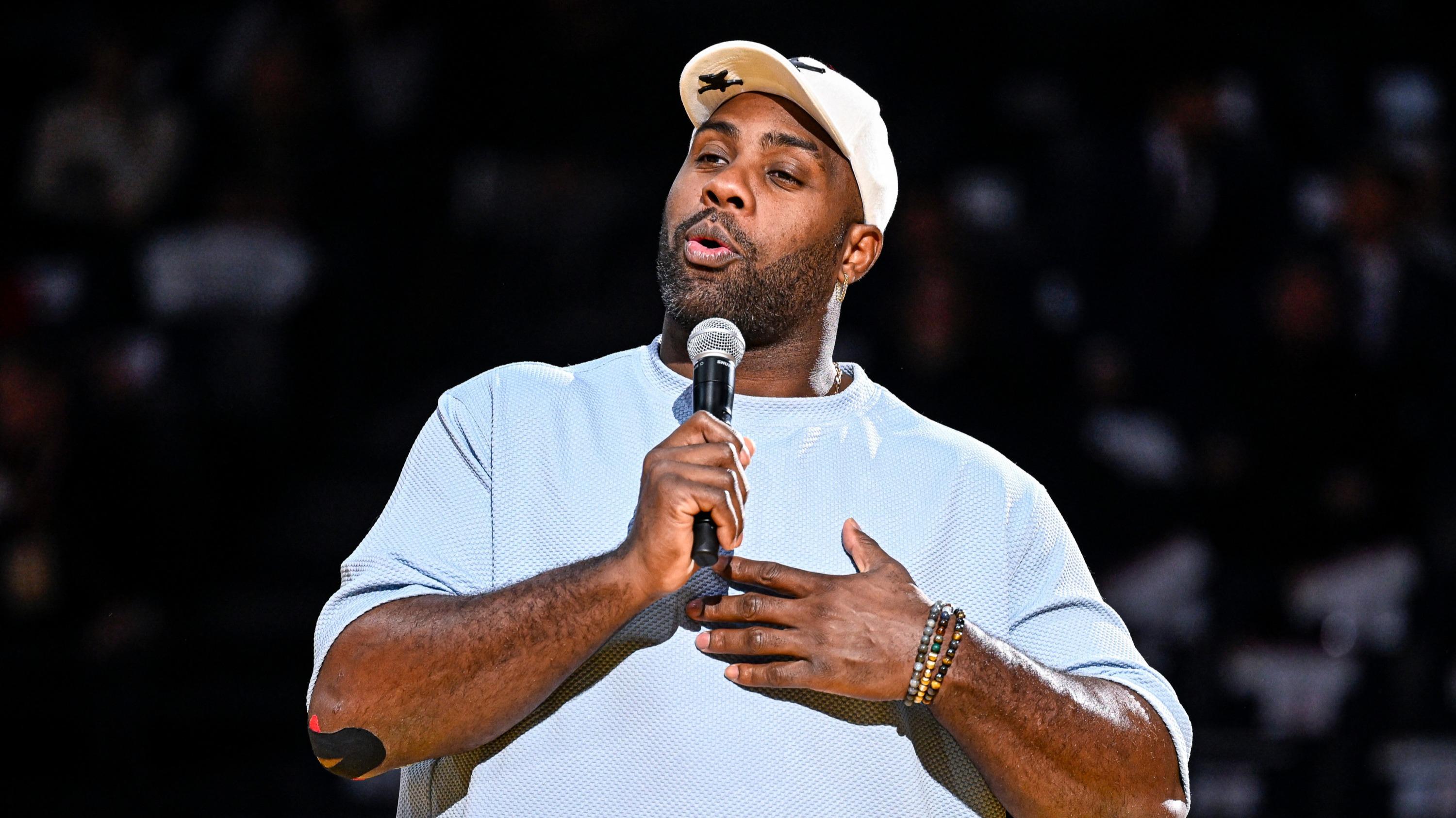 «Le débat est légitime, la haine et le racisme ne le sont pas» : visé par des propos haineux, Teddy Riner sort du silence