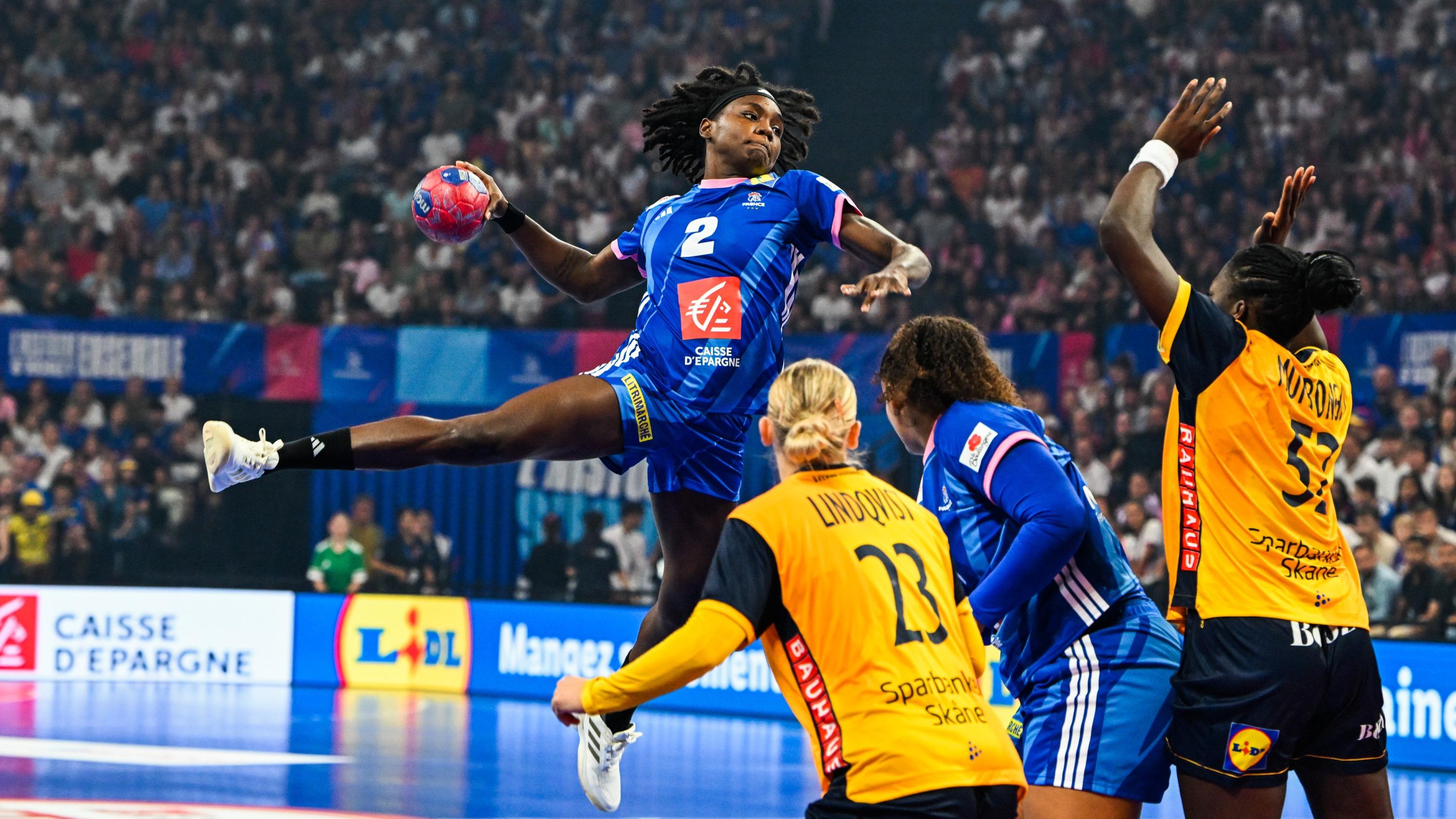 Handball (F) : la France bat la Suède pour lancer sa saison