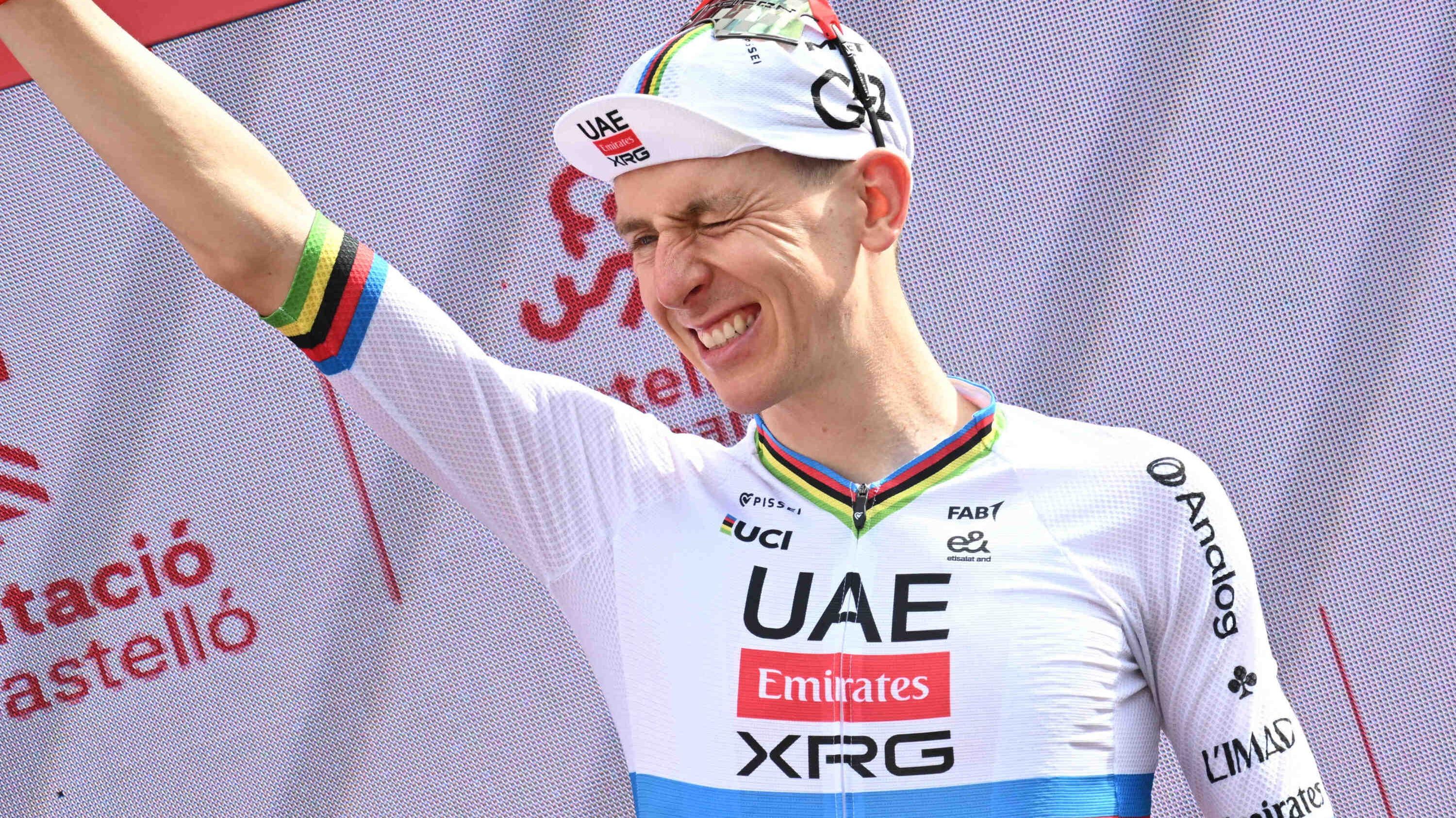 Cyclisme : Tadej Pogacar de retour à l’entraînement pour son «dernier jour avec l’arc-en-ciel»
