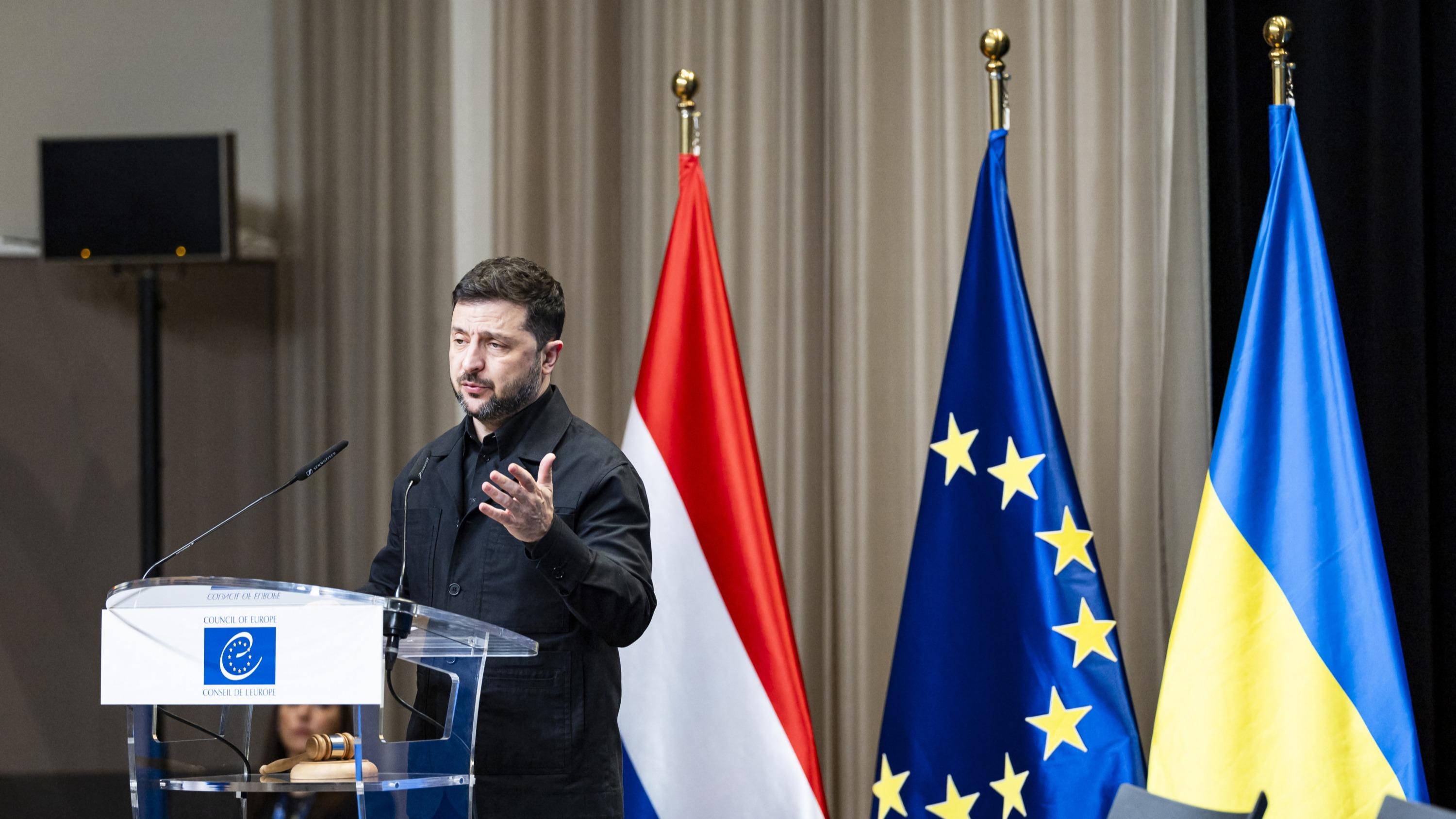 La guerre en Ukraine coûte 165 millions d’euros par jour : le soutien financier de l’Europe sous pression