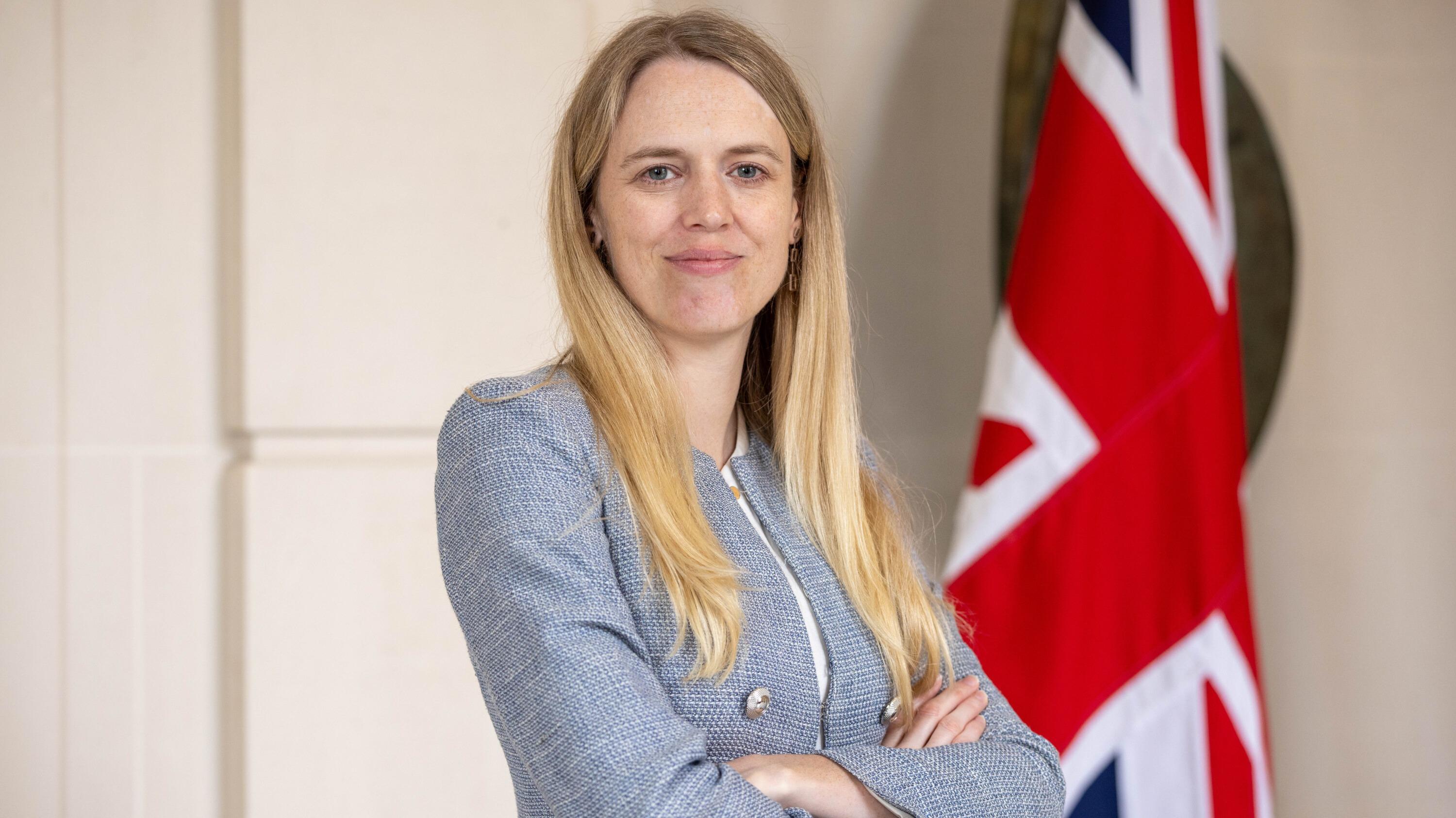 Louise Sandher-Jones : « L’Ukraine a besoin d’armes produites en grande quantité »