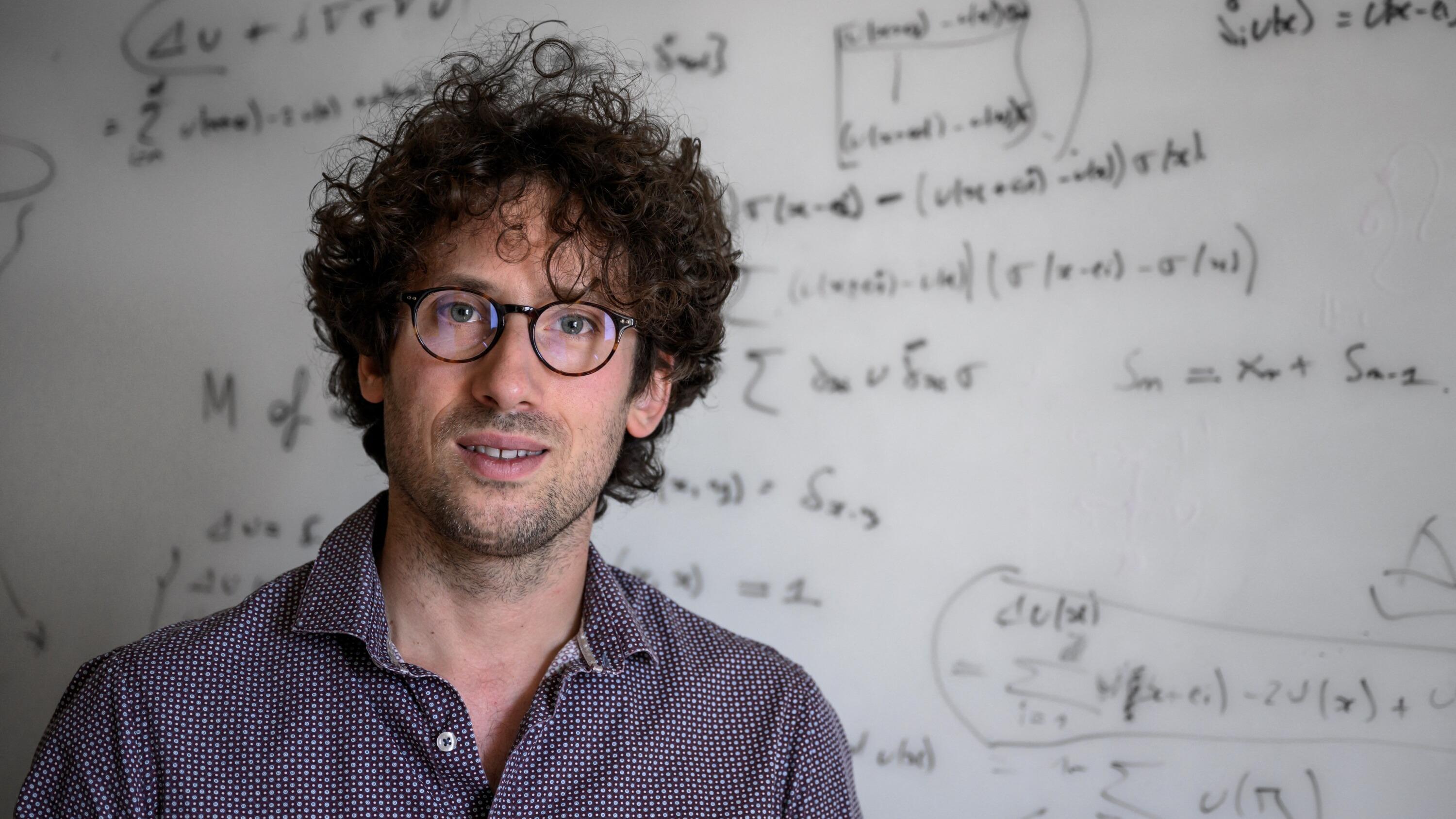 700 théorèmes mathématiques majeurs démontrés par OpenAI: «La motivation de ces entreprises n’est pas la science, mais de faire étalage de leur puissance»