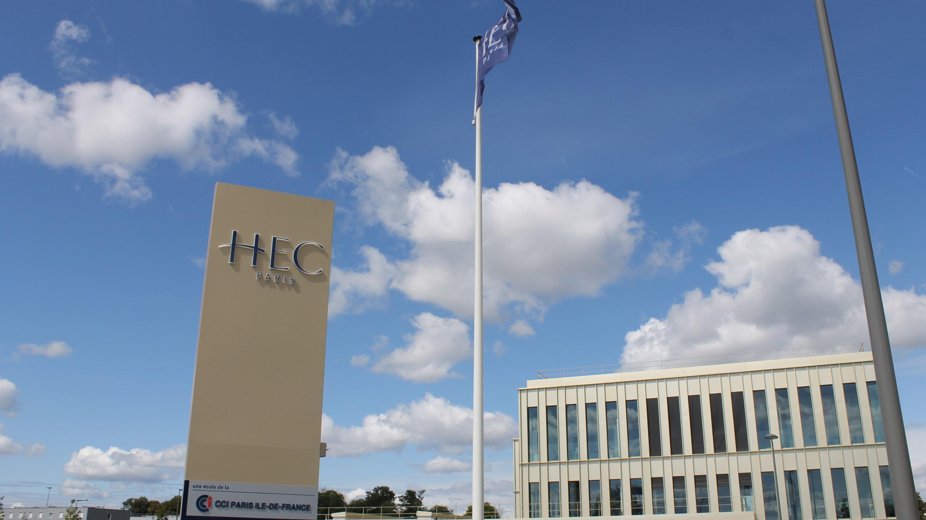 HEC Paris : des élèves s’organisent pour bloquer l’école de commerce demain matin
