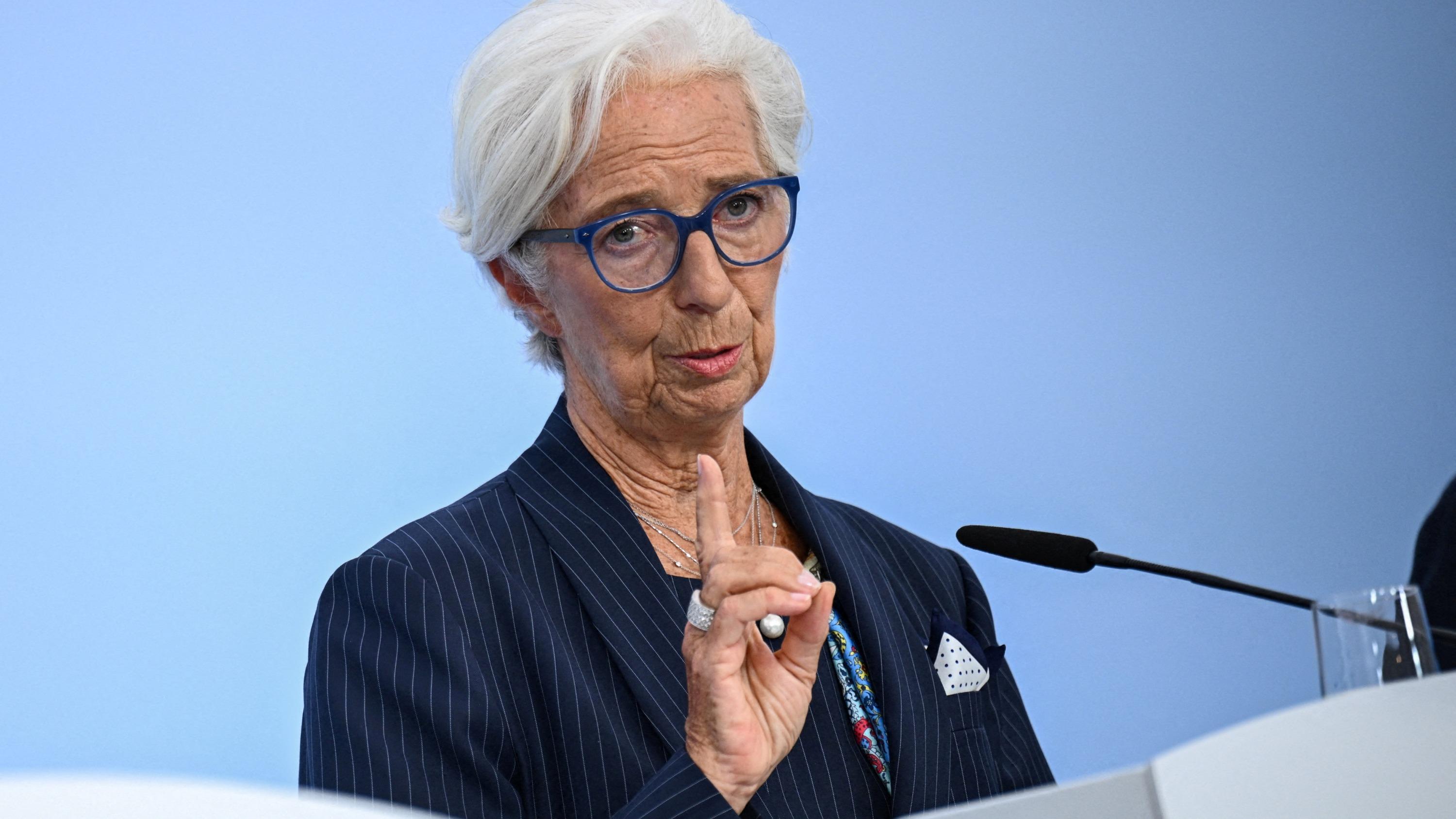 Tensions sur la dette française : «La solution se trouve d’abord en France» au niveau du budget, avertit Christine Lagarde