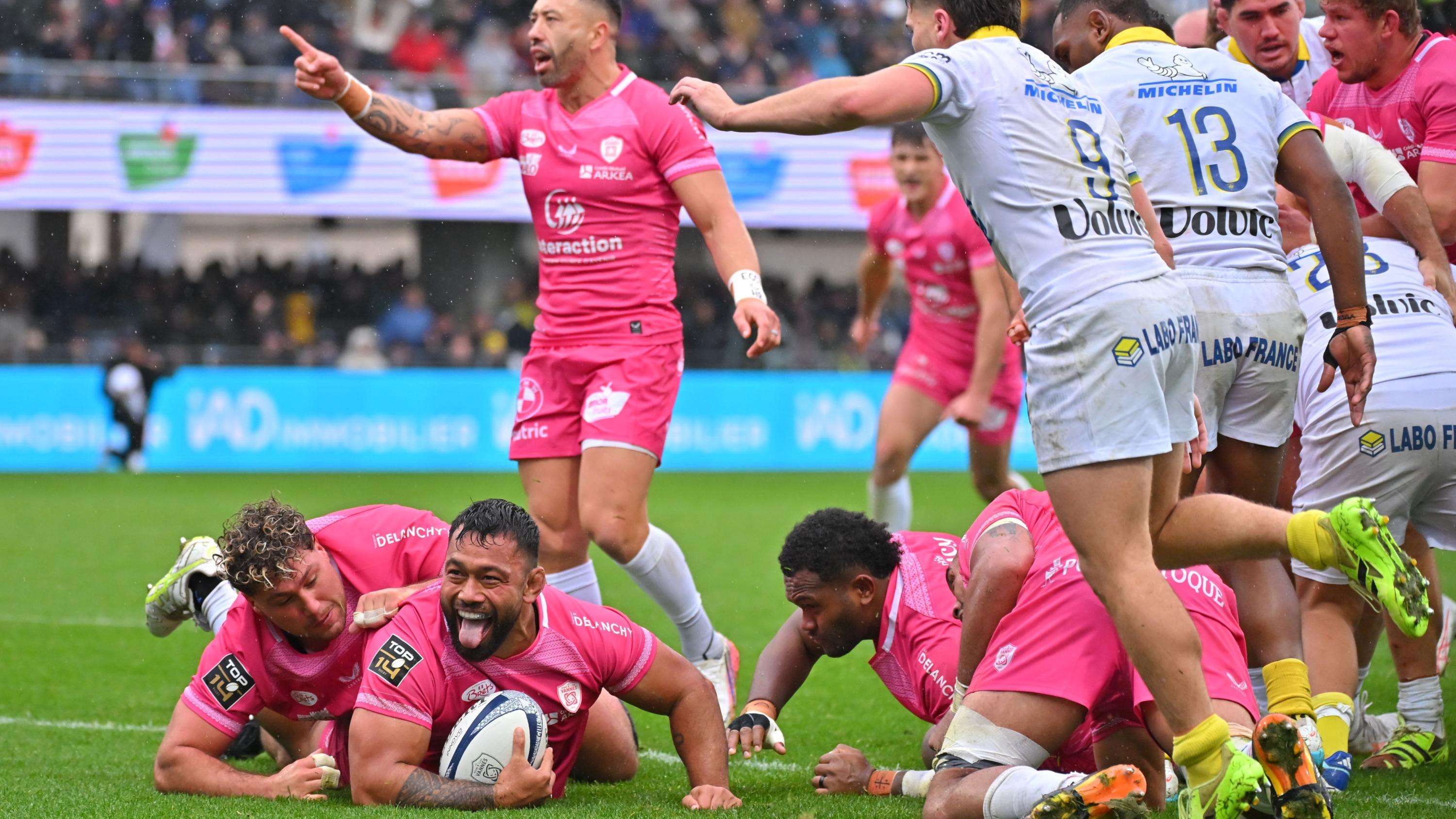 Top 14 : Vannes renverse Clermont et signe sa première victoire de la saison