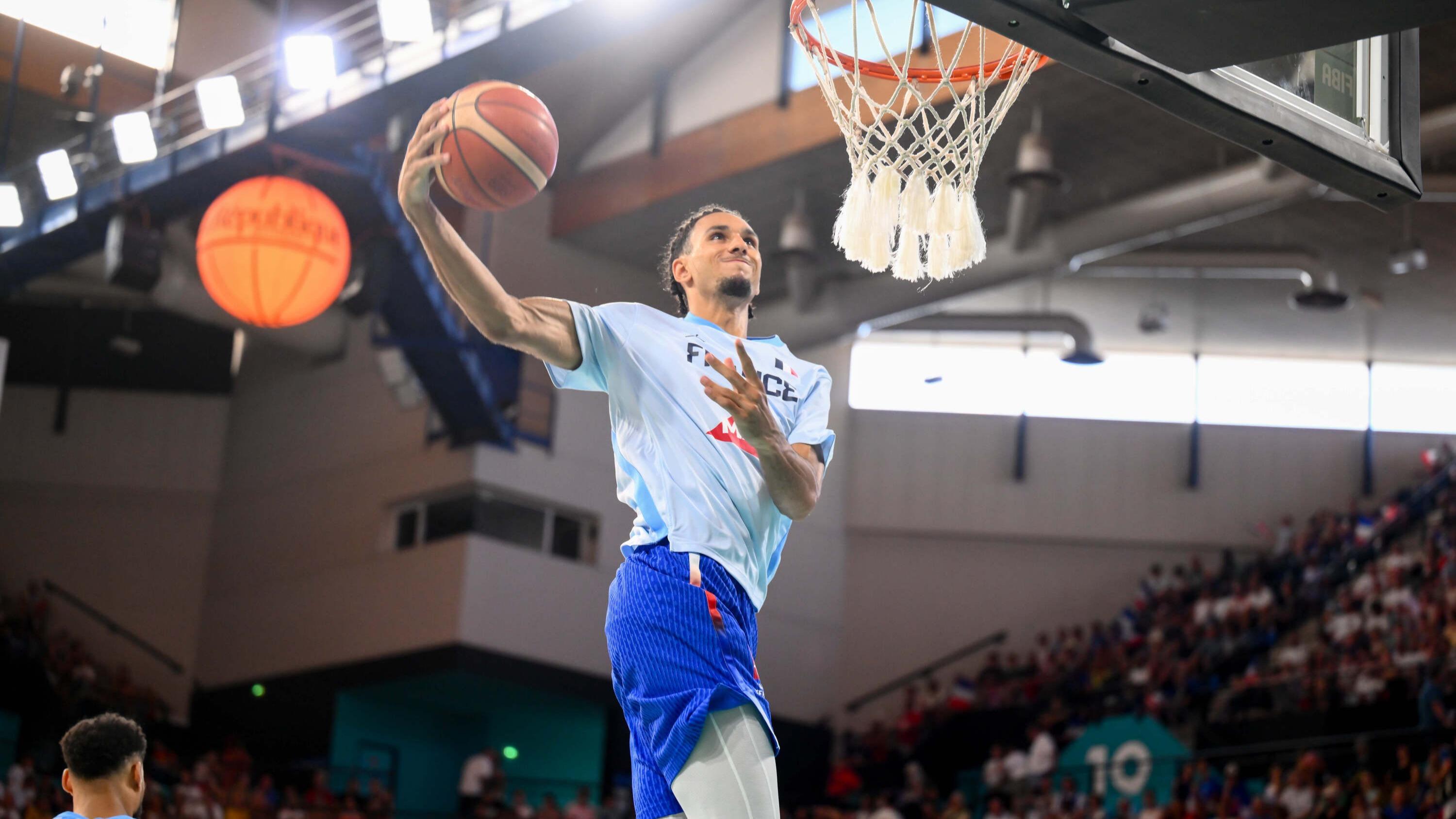 NBA : le Français Zaccharie Risacher prolonge avec Dallas jusqu'en 2028