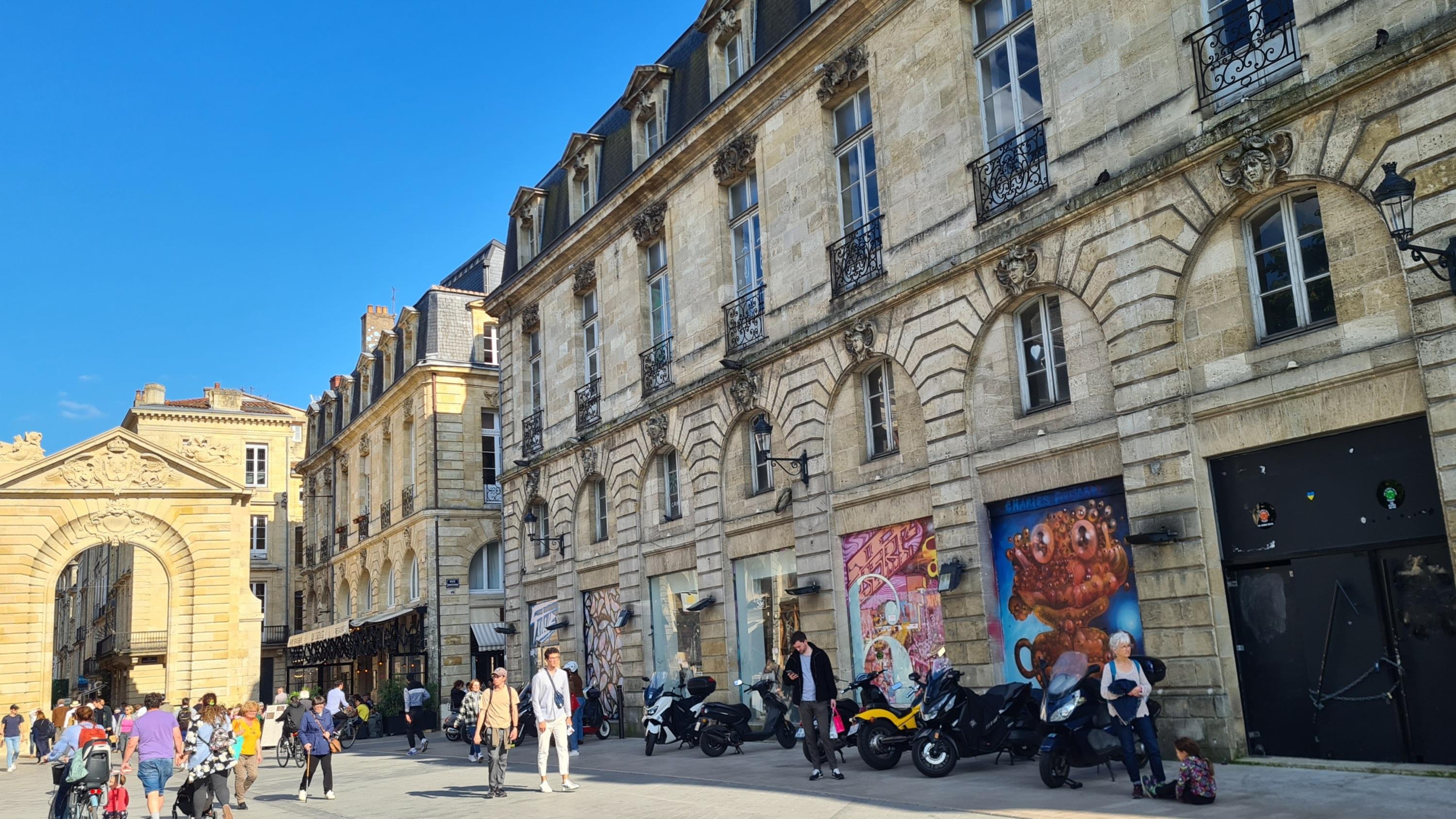 Dans le centre historique de Bordeaux, passe d’armes entre la mairie et Michel Ohayon autour d’un futur hôtel