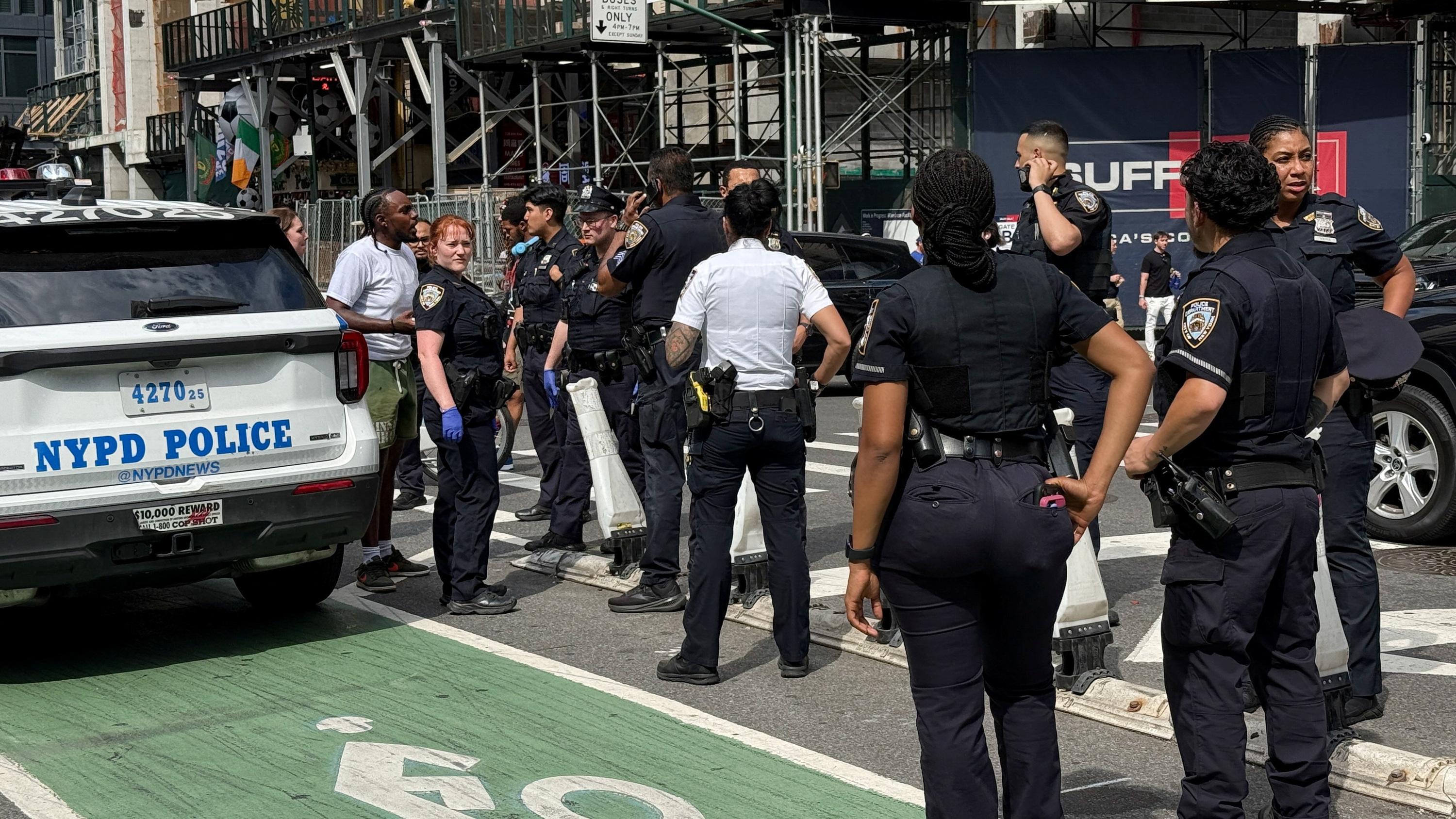 New York : des coups de feu résonnent à Times Square, pas de blessé