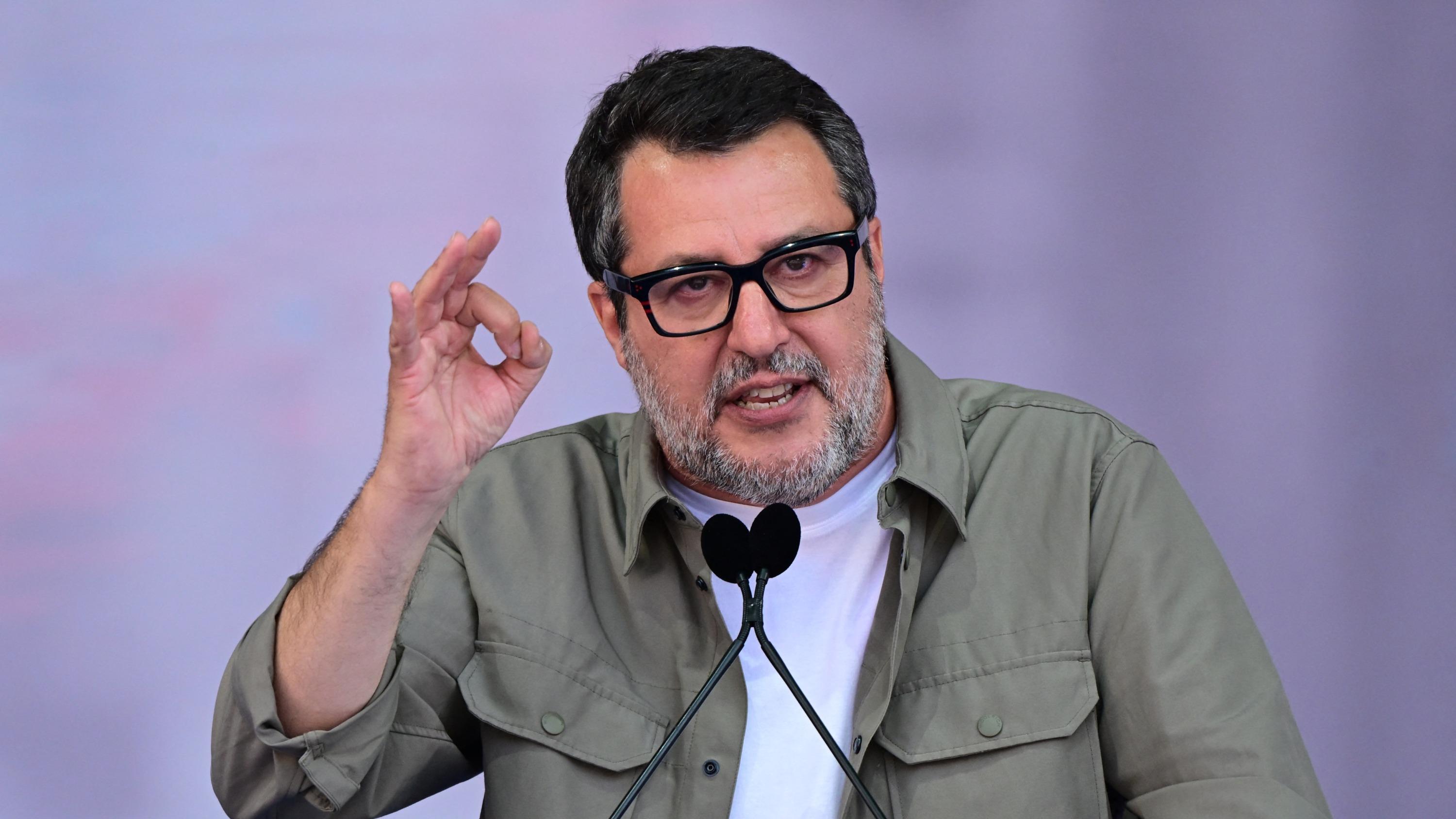 Italie : Matteo Salvini en congrès extraordinaire pour réaffirmer son leadership sur la Ligue