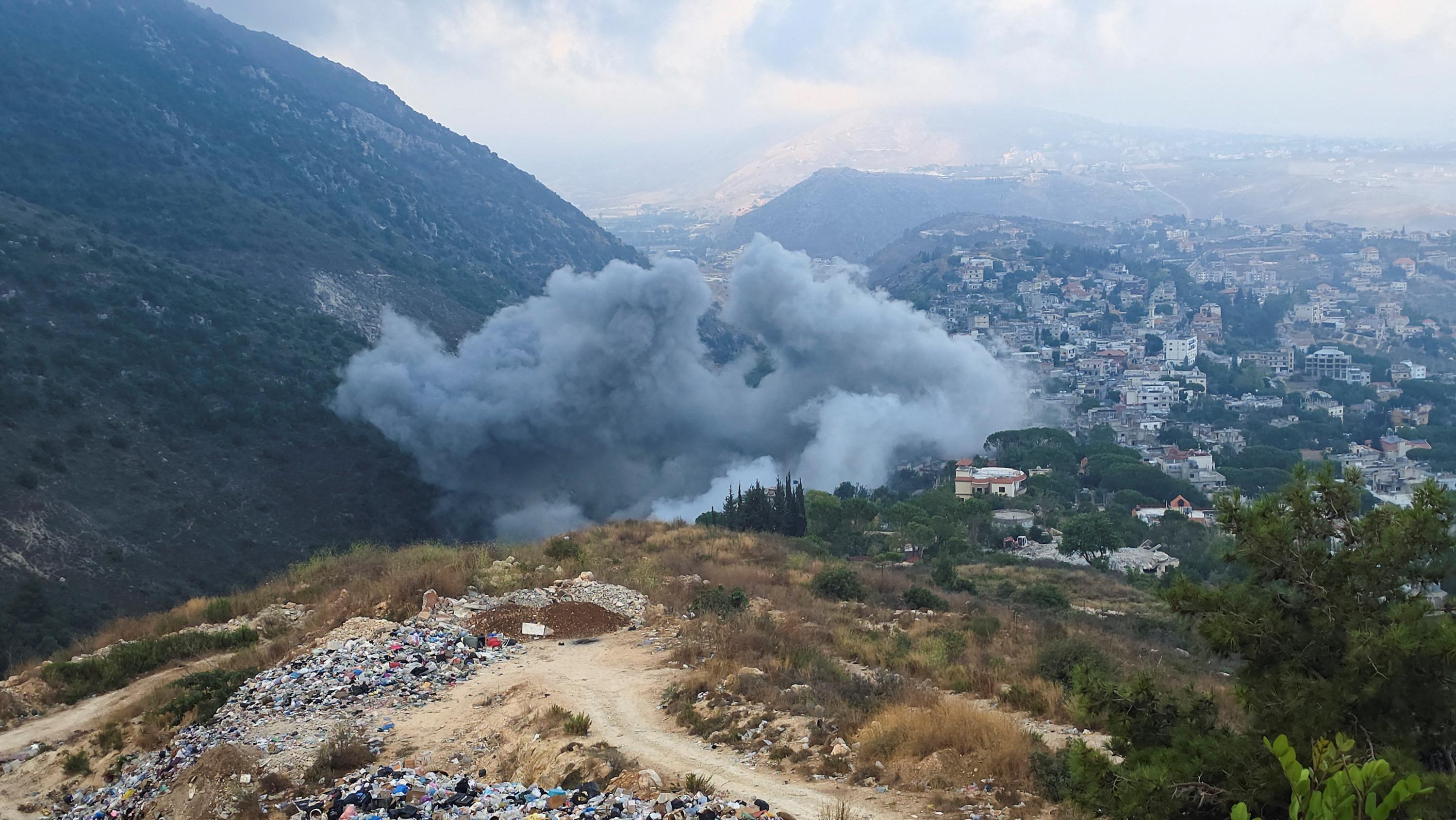 L'armée israélienne ordonne des évacuations dans le sud du Liban avant des frappes 썸네일