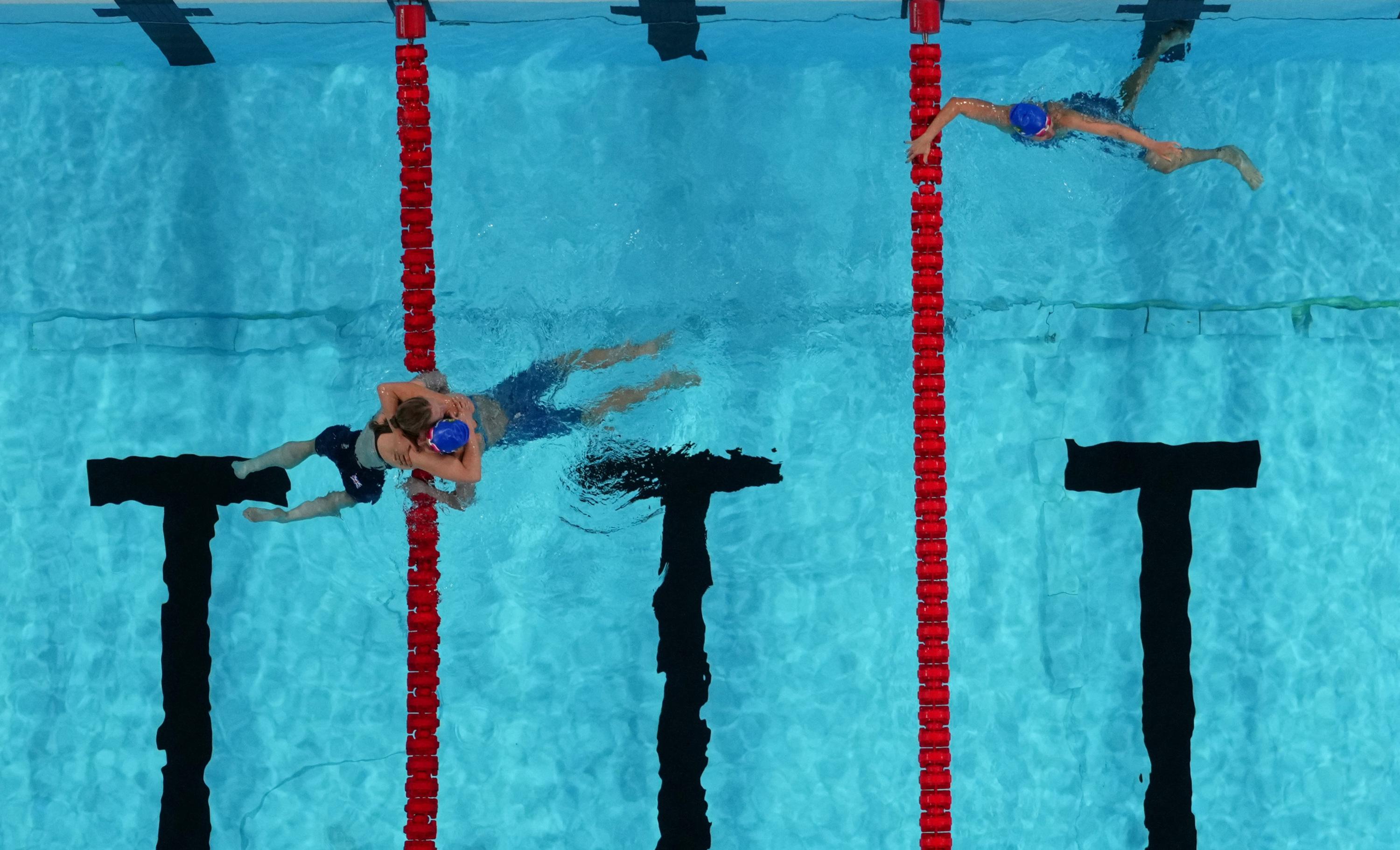 Jeux paralympiques : deux sœurs jumelles brésiliennes sur le podium du 100m brasse