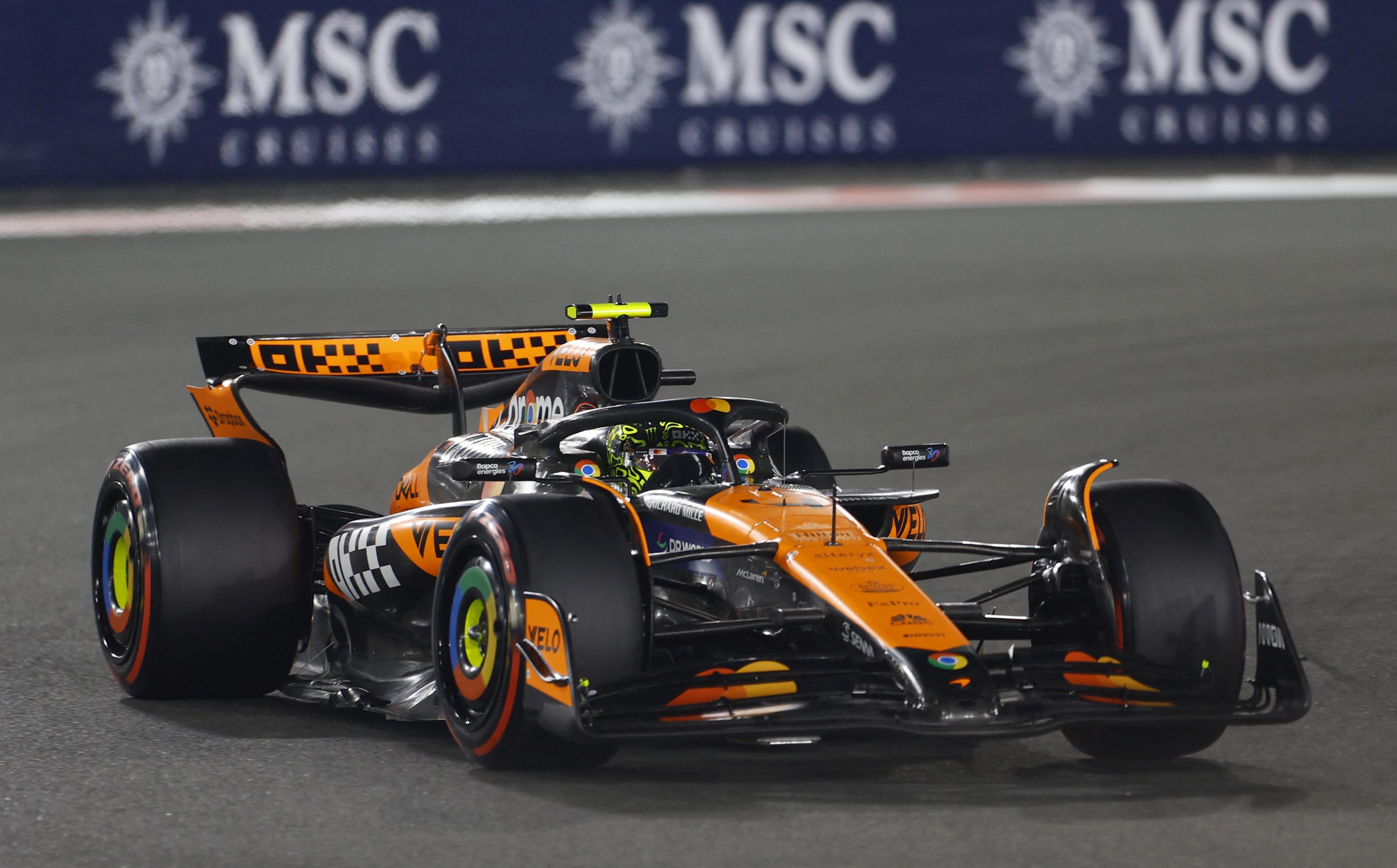 Formule 1 : McLaren à la fête à Abou Dhabi avec la pole de Lando Norris devant Oscar Piastri