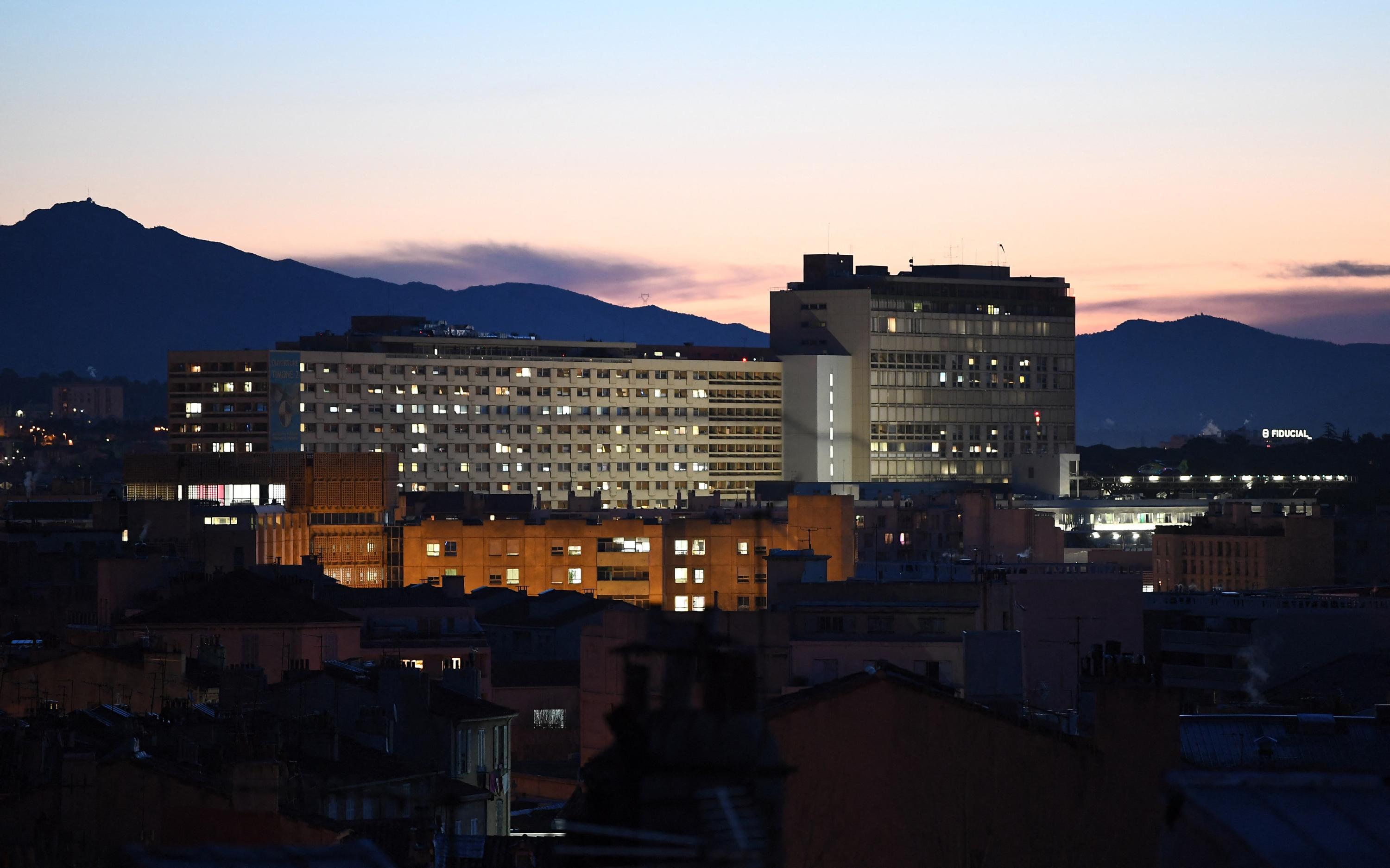 Marseille : un homme volant des patients de la Timone interpellé