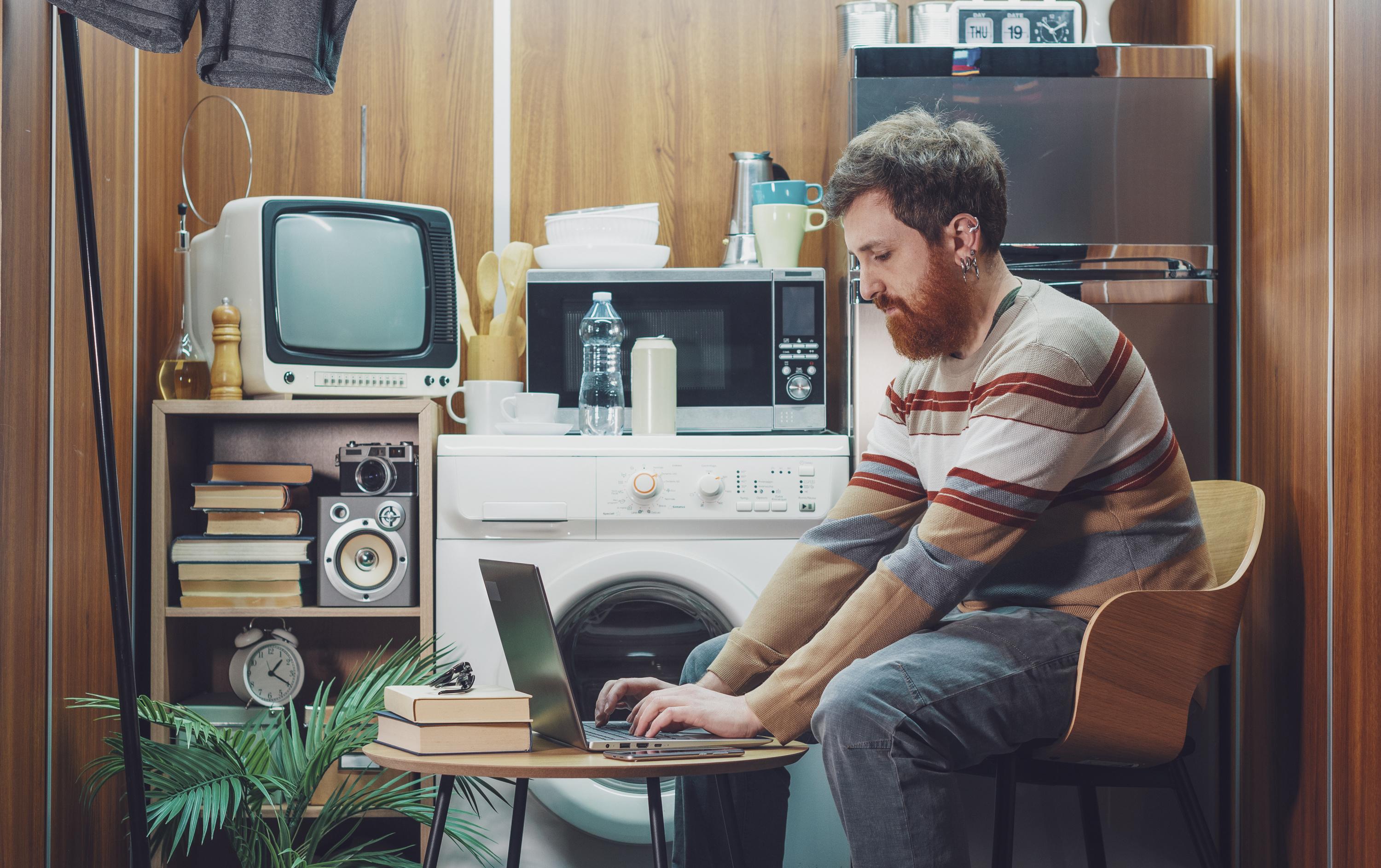 Ces micro-logements parisiens de moins de 4 m² qui continuent à être proposés à plus de 15.000 euros le mètre carré