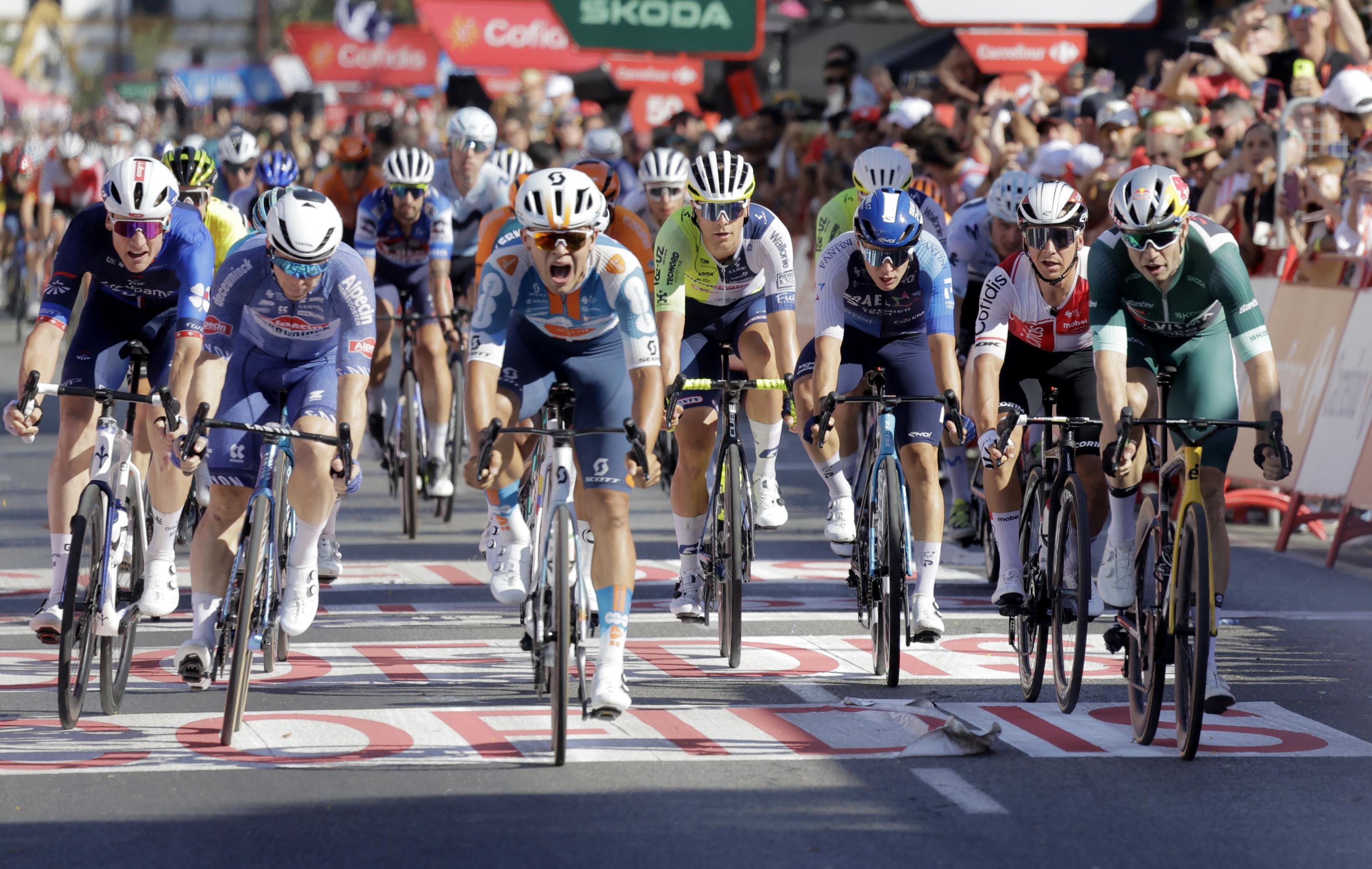 Tour d’Espagne : Pavel Bittner remporte la cinquième étape au sprint