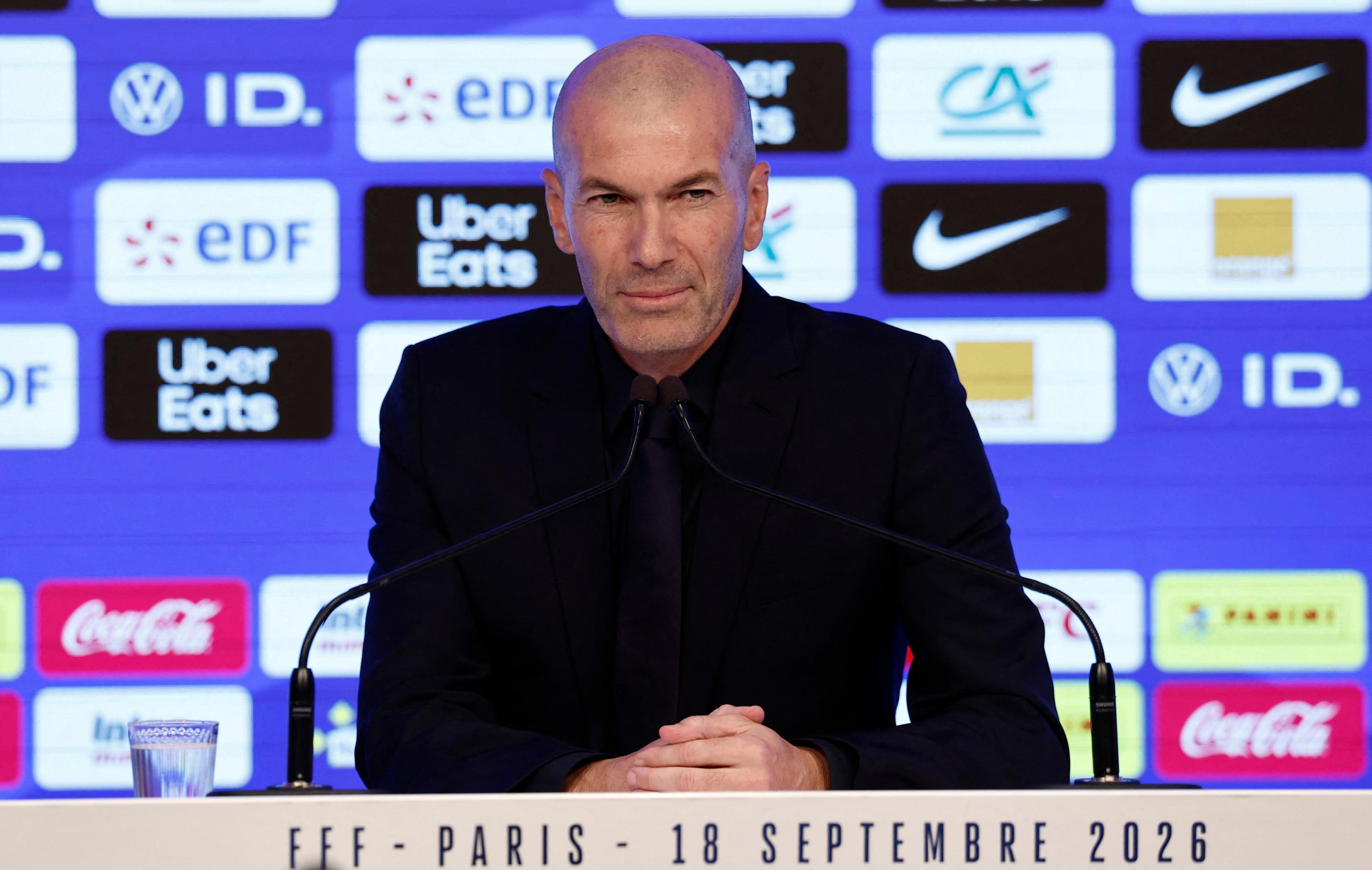 Style de jeu, gestion des stars, Ballon d’or… Ces chantiers qui attendent Zinédine Zidane à la tête des Bleus