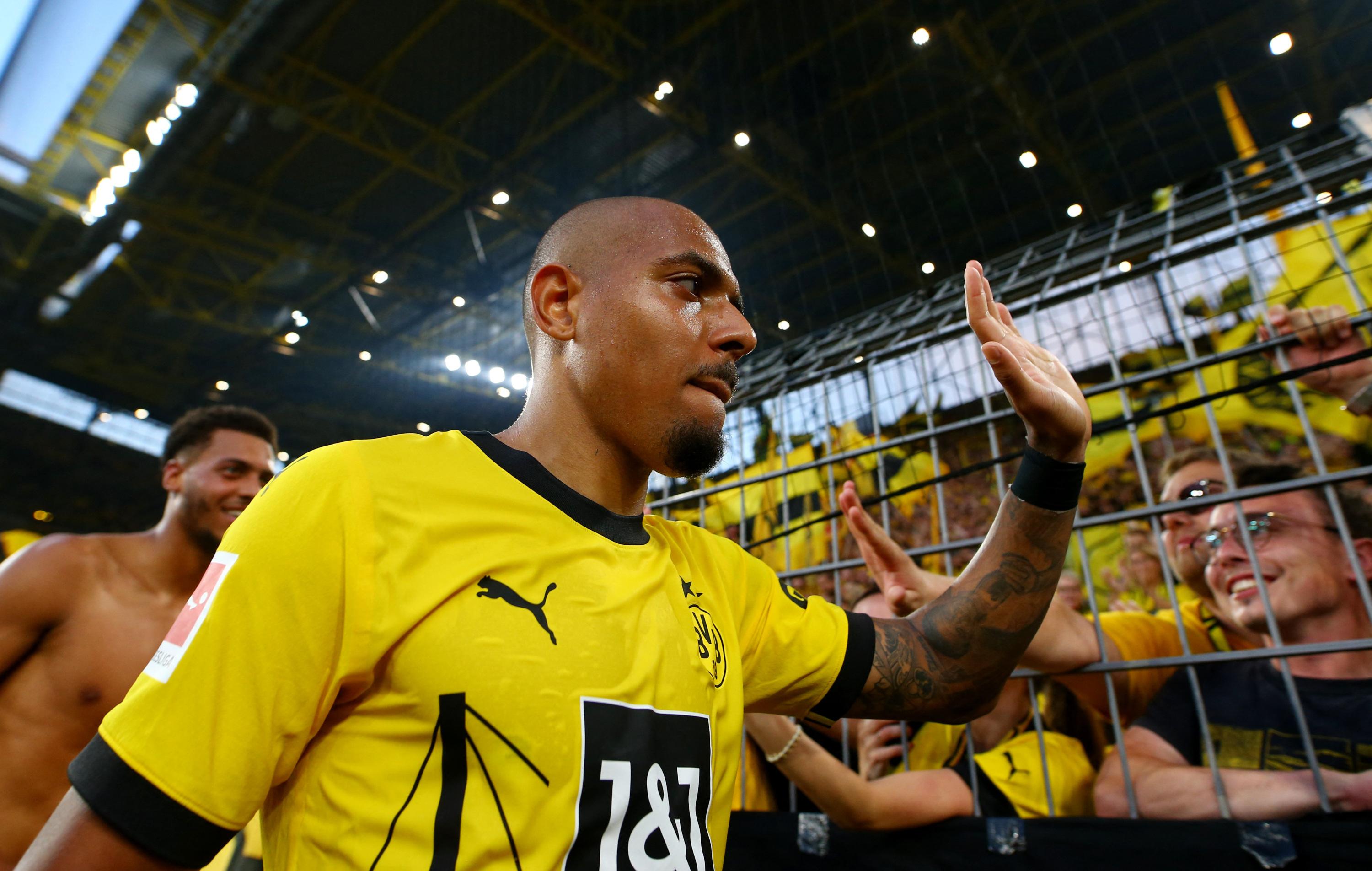 Bundesliga : Malen lance Dortmund contre Cologne