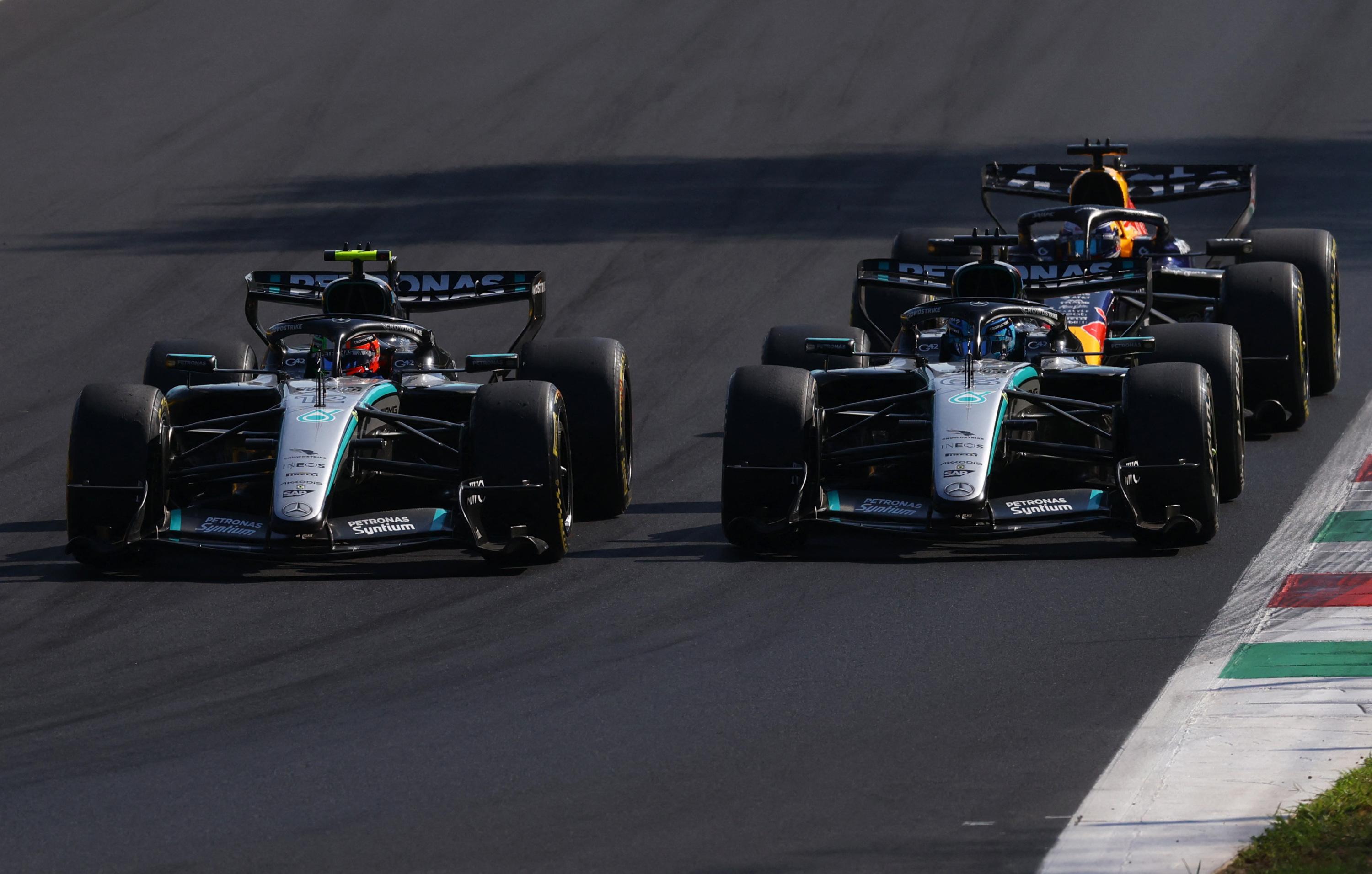 EN DIRECT - Formule 1 : Verstappen en embuscade derrière les Mercedes à Monza, Gasly a dégringolé