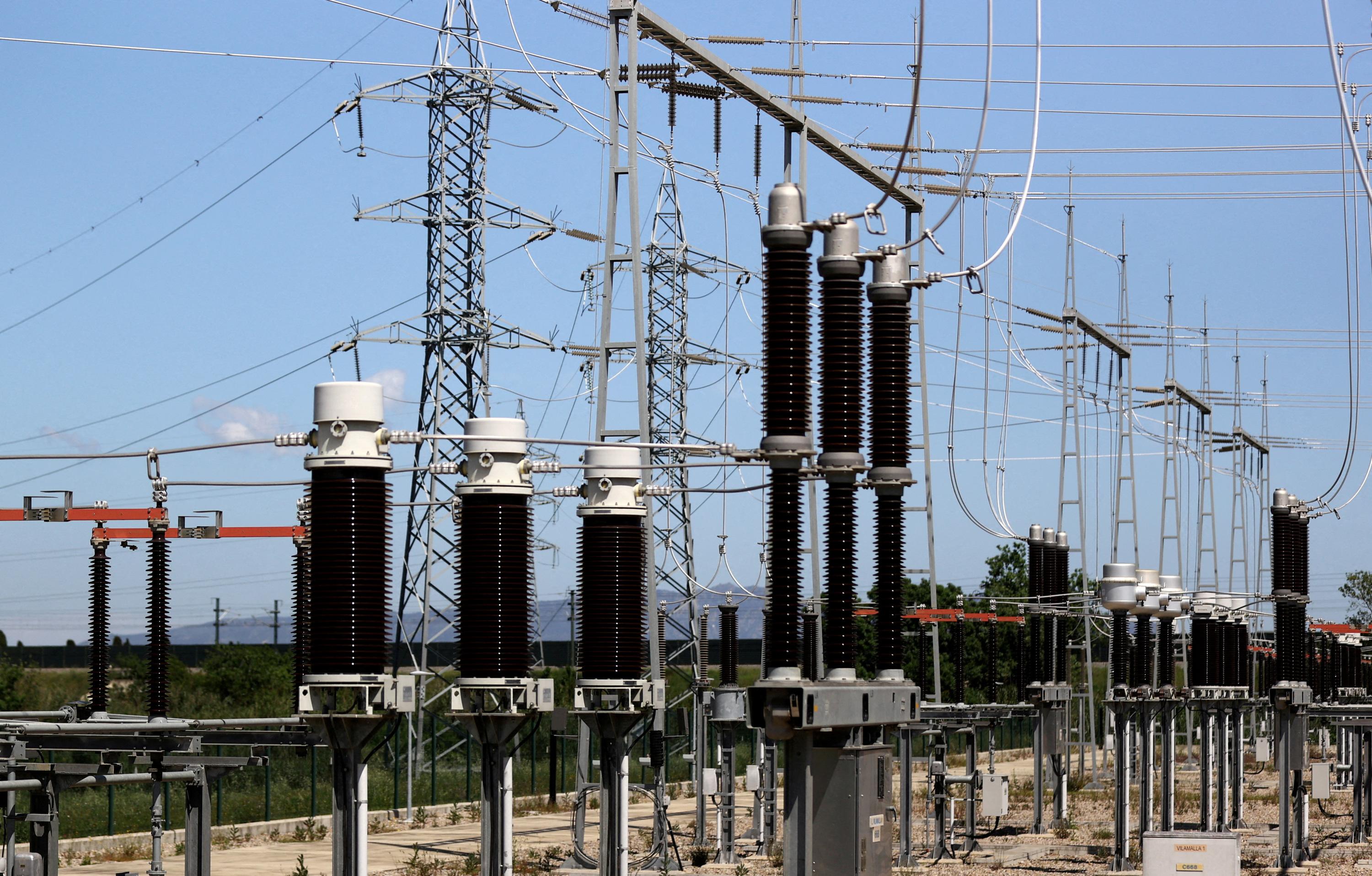 Panne électrique en Espagne et au Portugal : «pas d'élément» mettant en cause les énergies renouvelables, selon RTE
