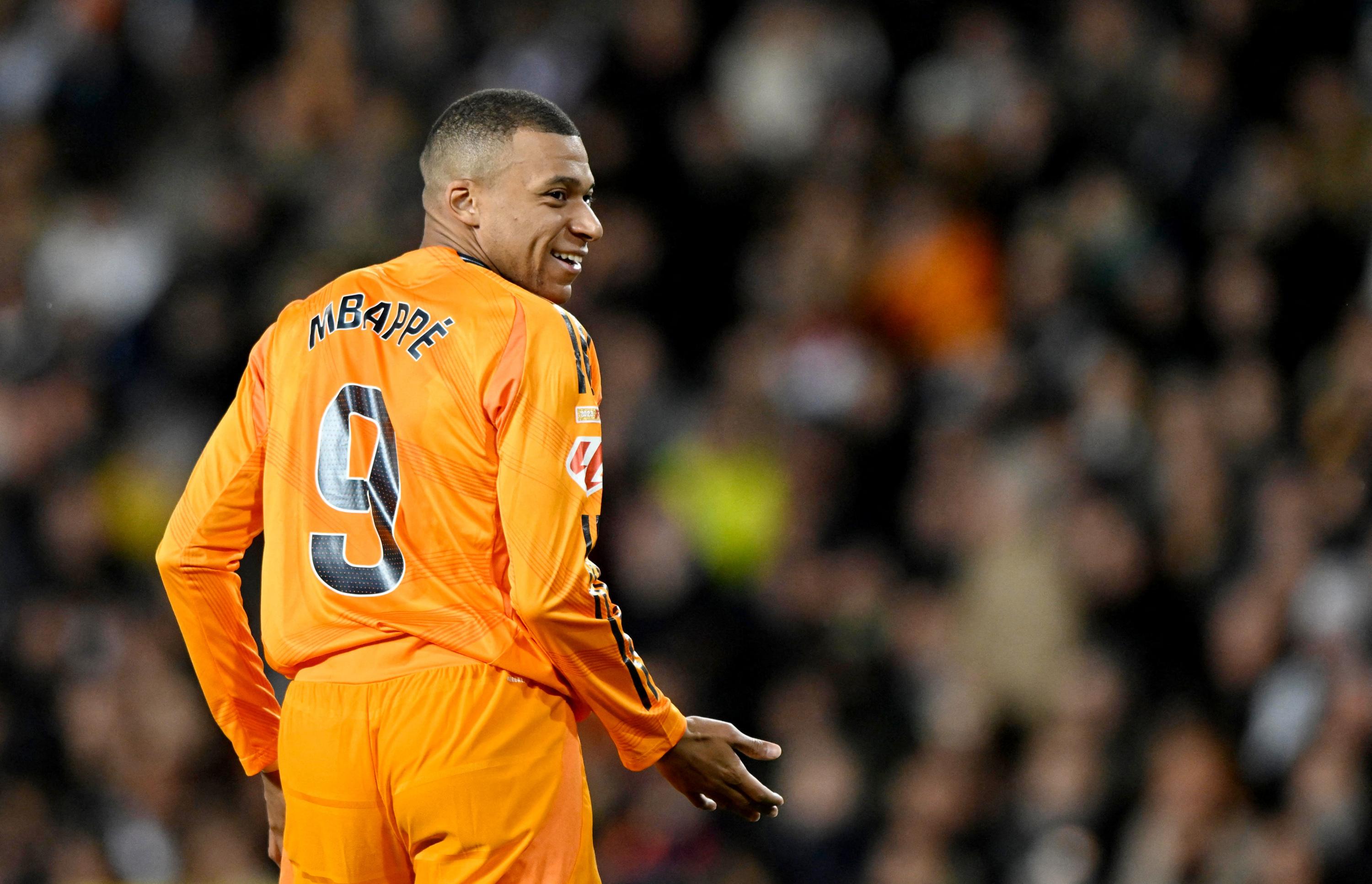 EN DIRECT - Valence-Real Madrid : but refusé à Mbappé et penalty manqué, les Merengue maudits à Mestalla