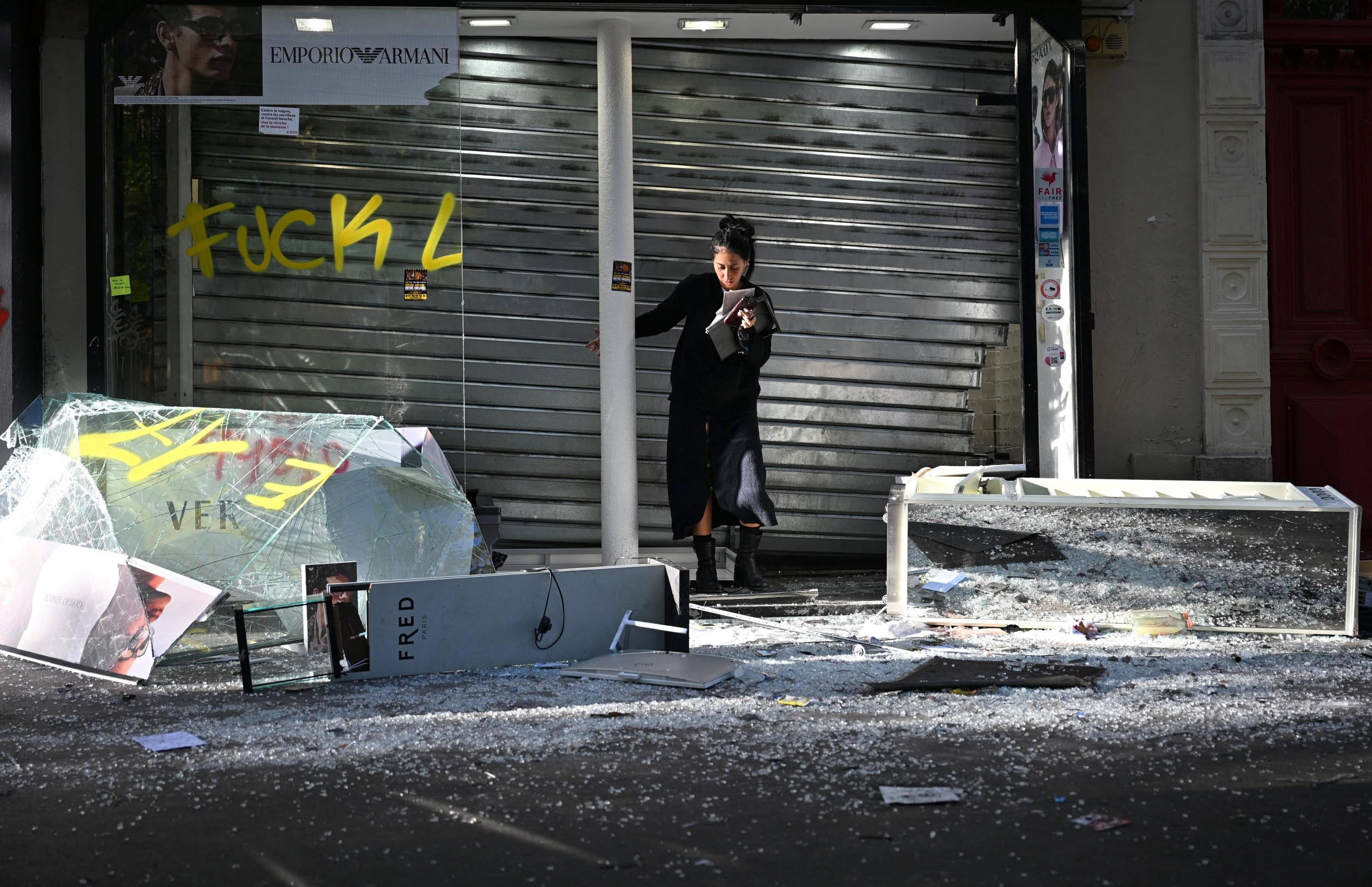 «Si l’État n’intervient pas, il va y avoir un drame» : les commerçants de toute la France s’organisent avant l’acte II des «gilets jaunes»