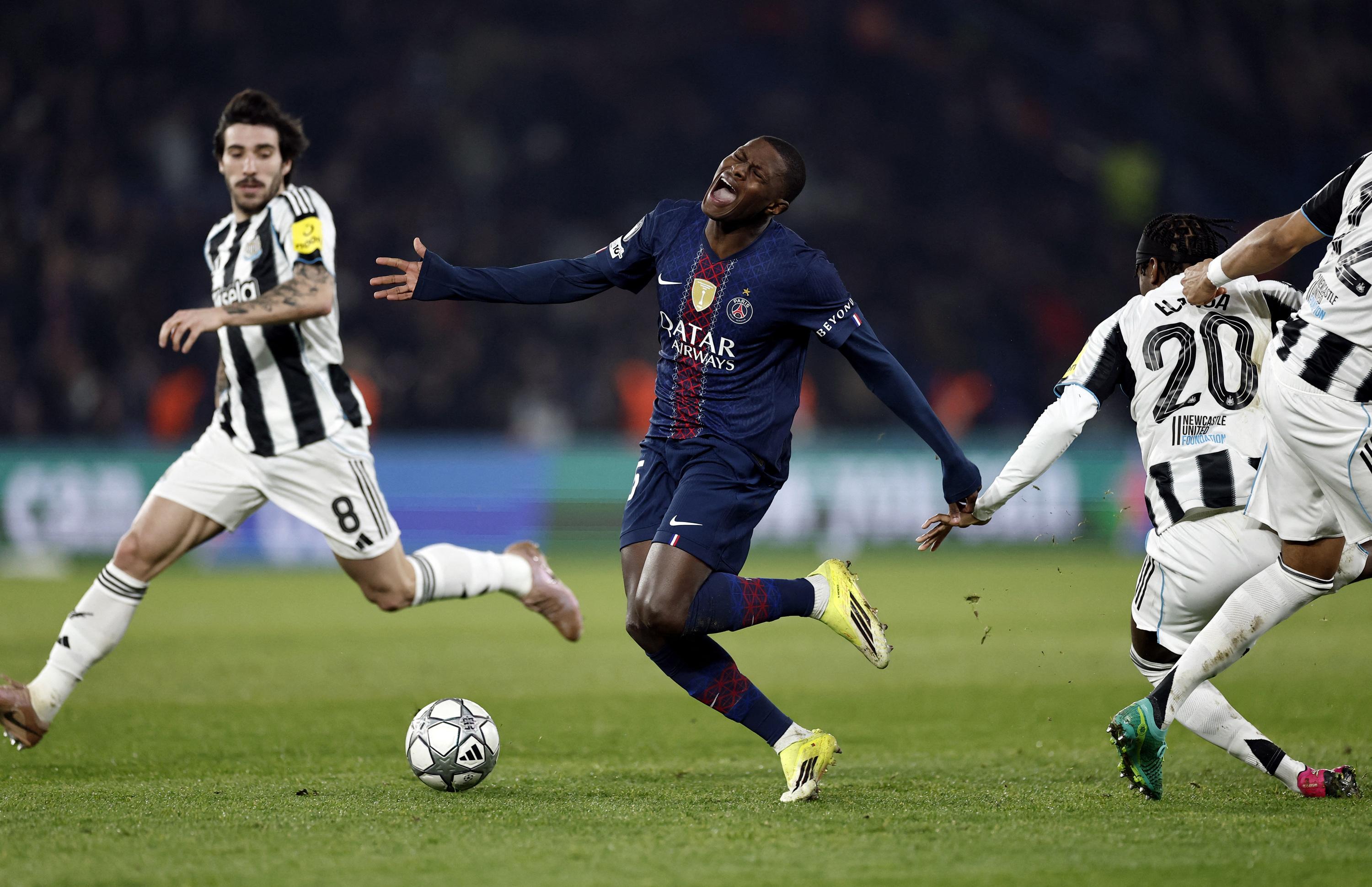 Ligue des champions : le PSG éjecté du Top 8, l’AS Monaco barragiste et l’OM pathétique... Mauvaise soirée pour les clubs français