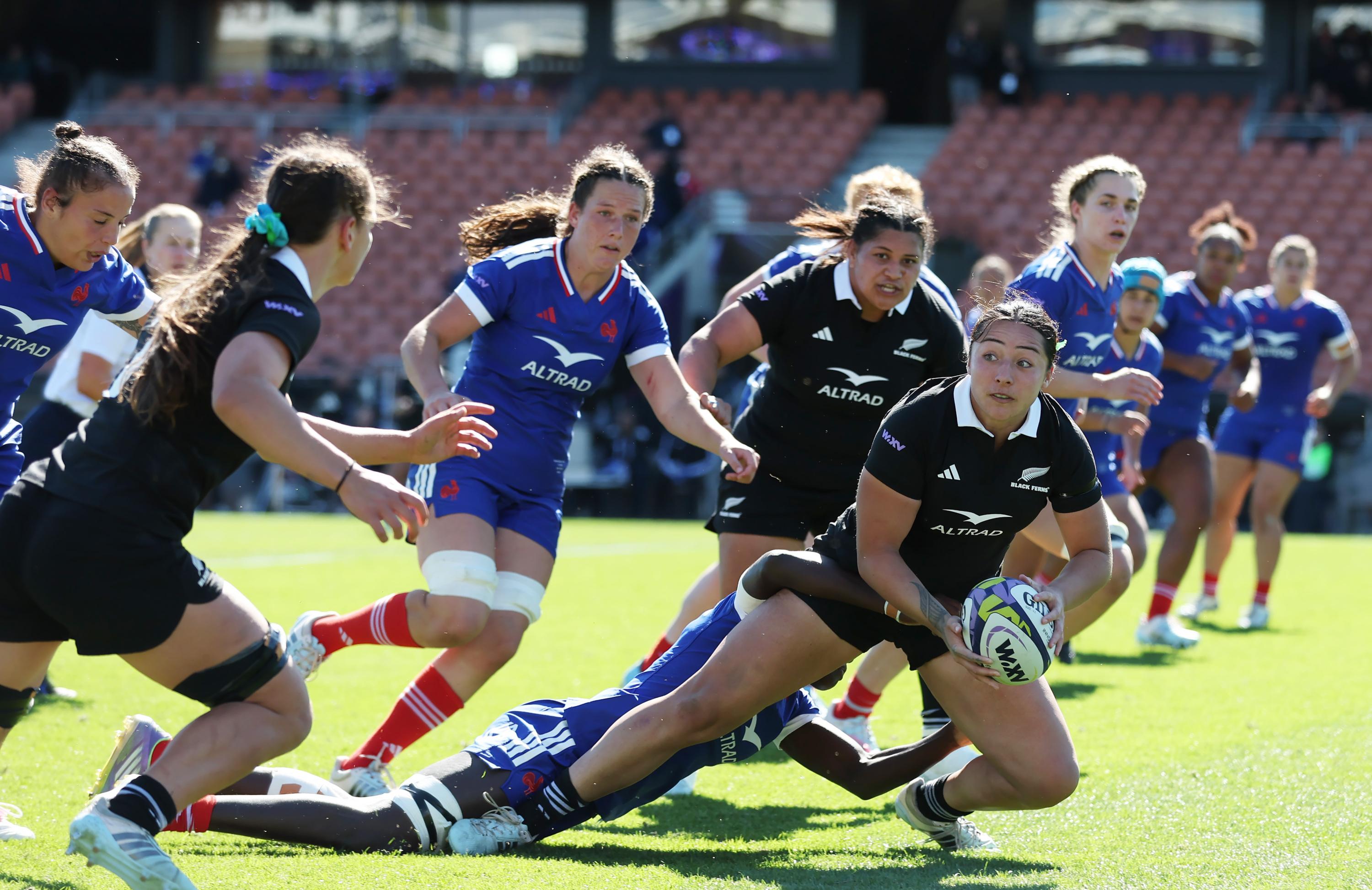 Rugby : en vidéo, le festival offensif des Néo-Zélandaises face à des Bleues dépassées