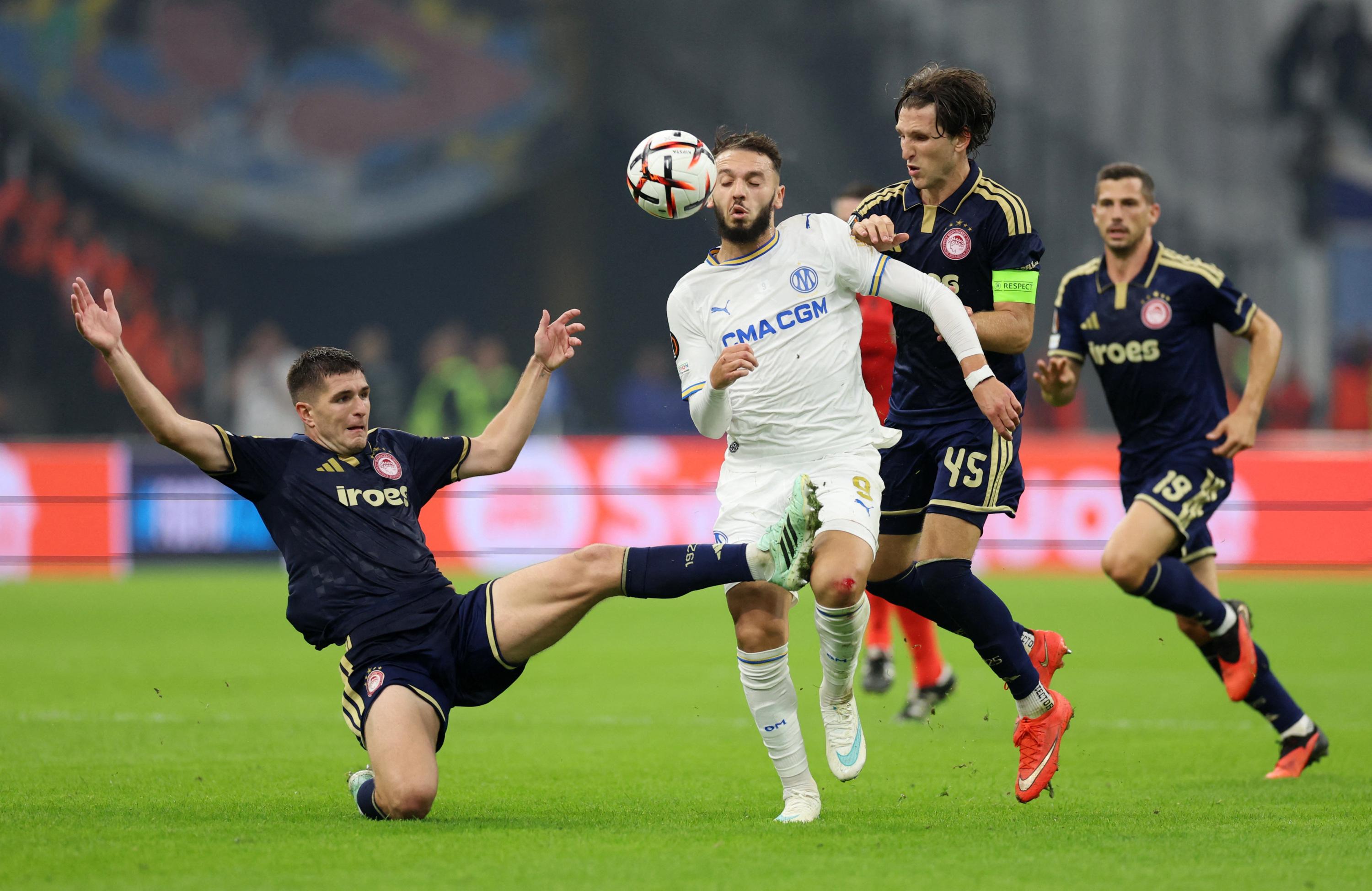 EN DIRECT - Angers-Marseille : grâce à un penalty réussi en deux temps, l’OM fait le break