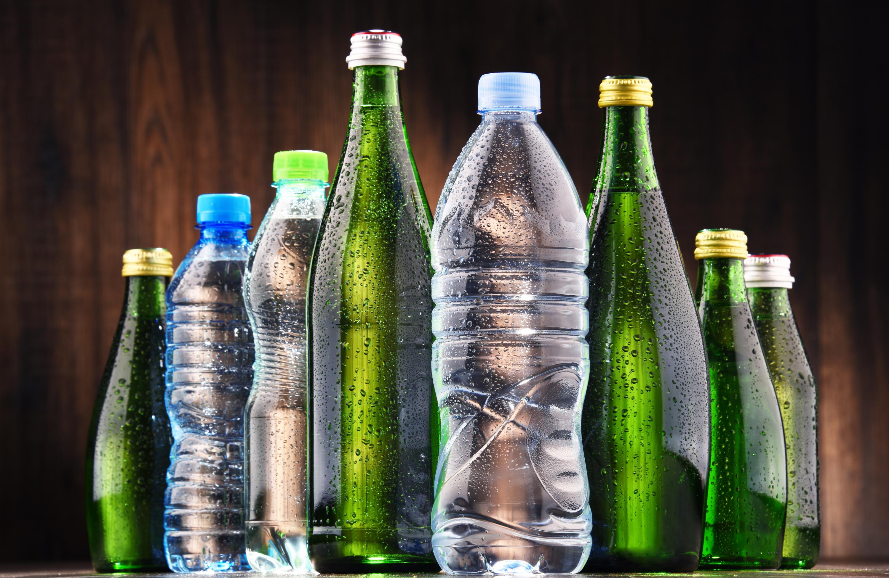 Perrier, Vittel, Hépar, Volvic... Les grandes sources d’eau minérale françaises luttent pour leur survie