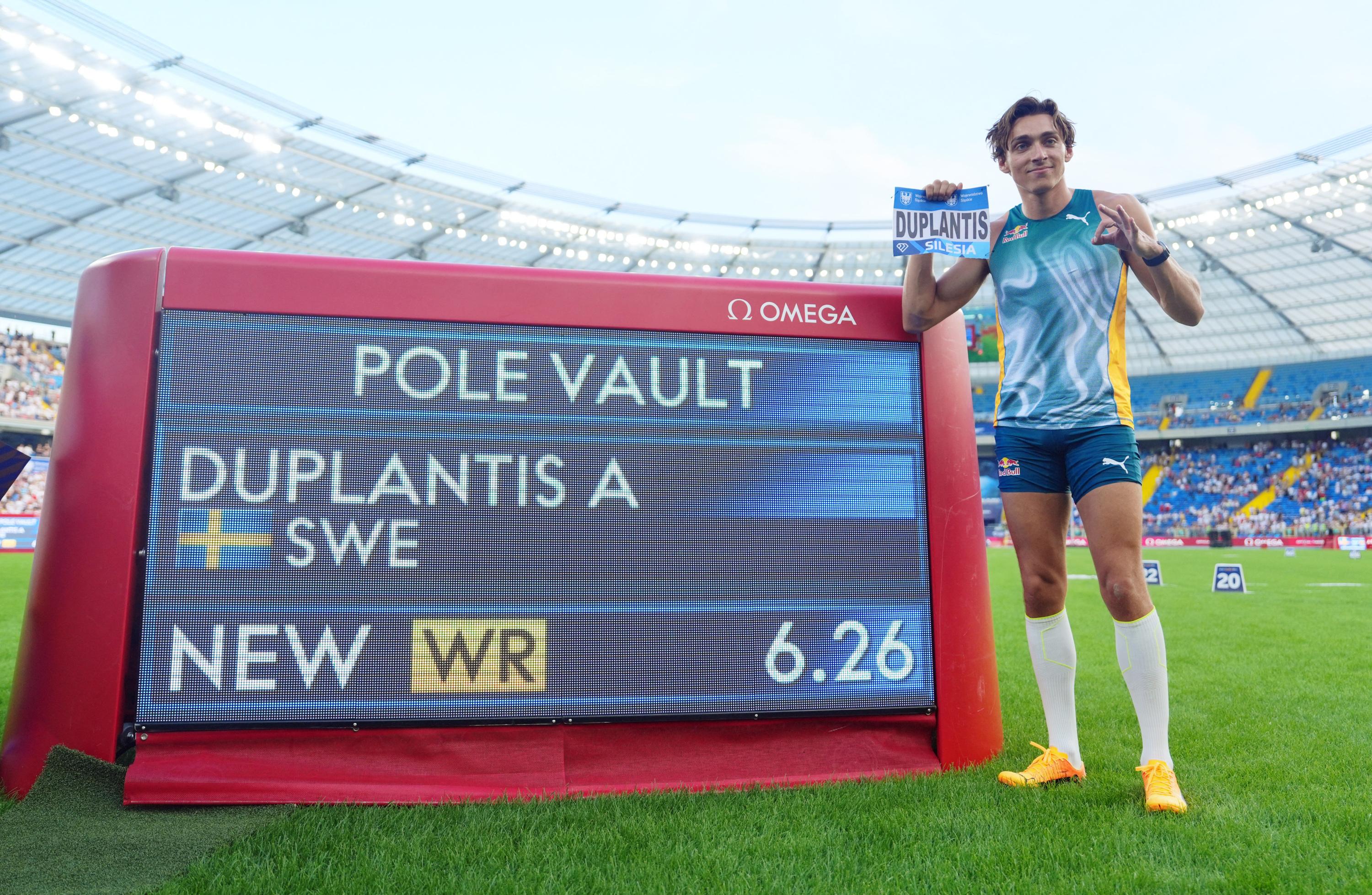 Athlétisme : avec un saut à 6.26m, Duplantis bat encore le record du monde de la perche