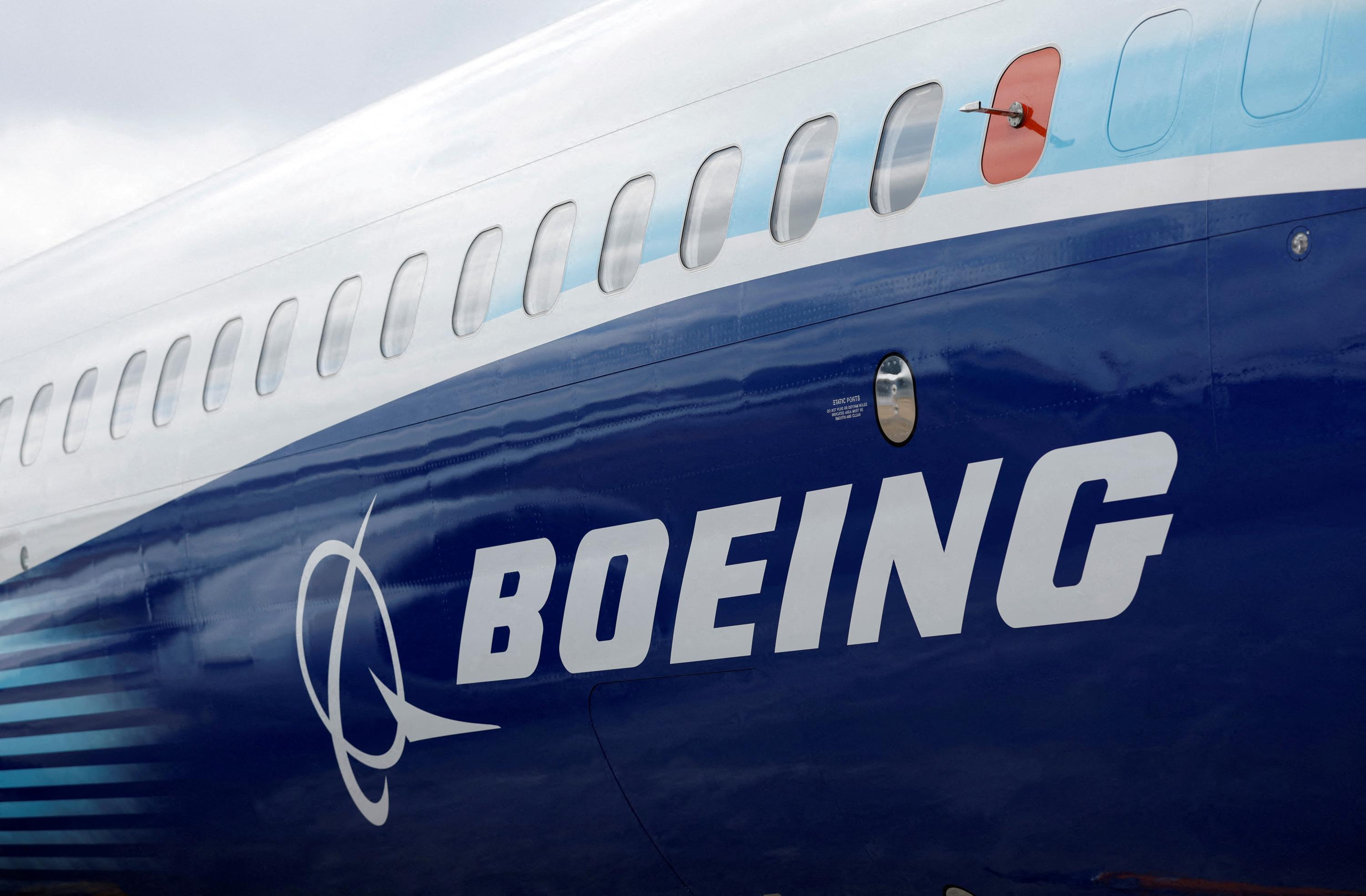 Boeing sous la menace d'une grève paralysante, malgré un accord avec un syndicat