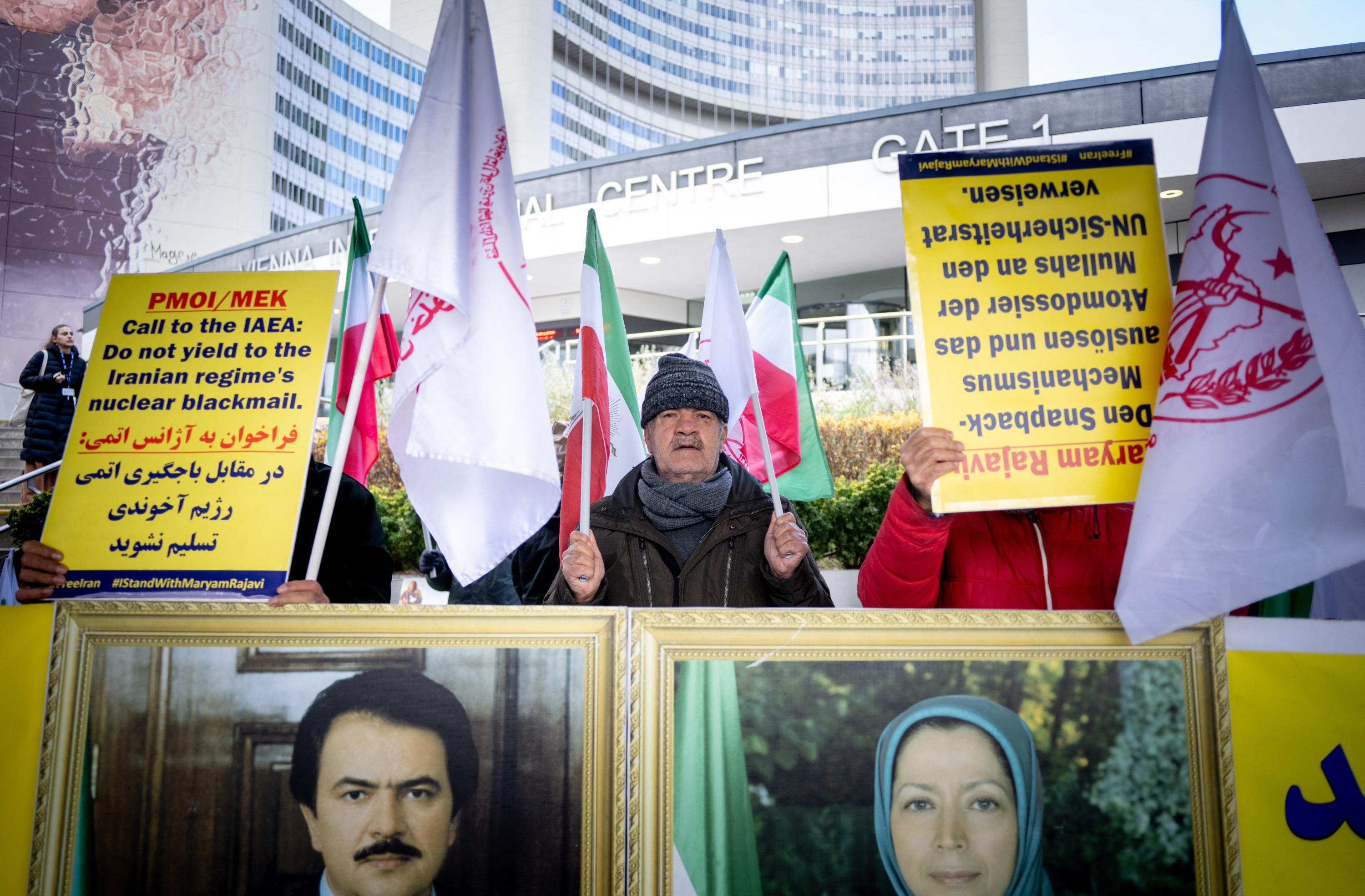 Nucléaire: l'Iran annonce lancer de nouvelles centrifugeuses avancées après le vote à Vienne de l'AIEA