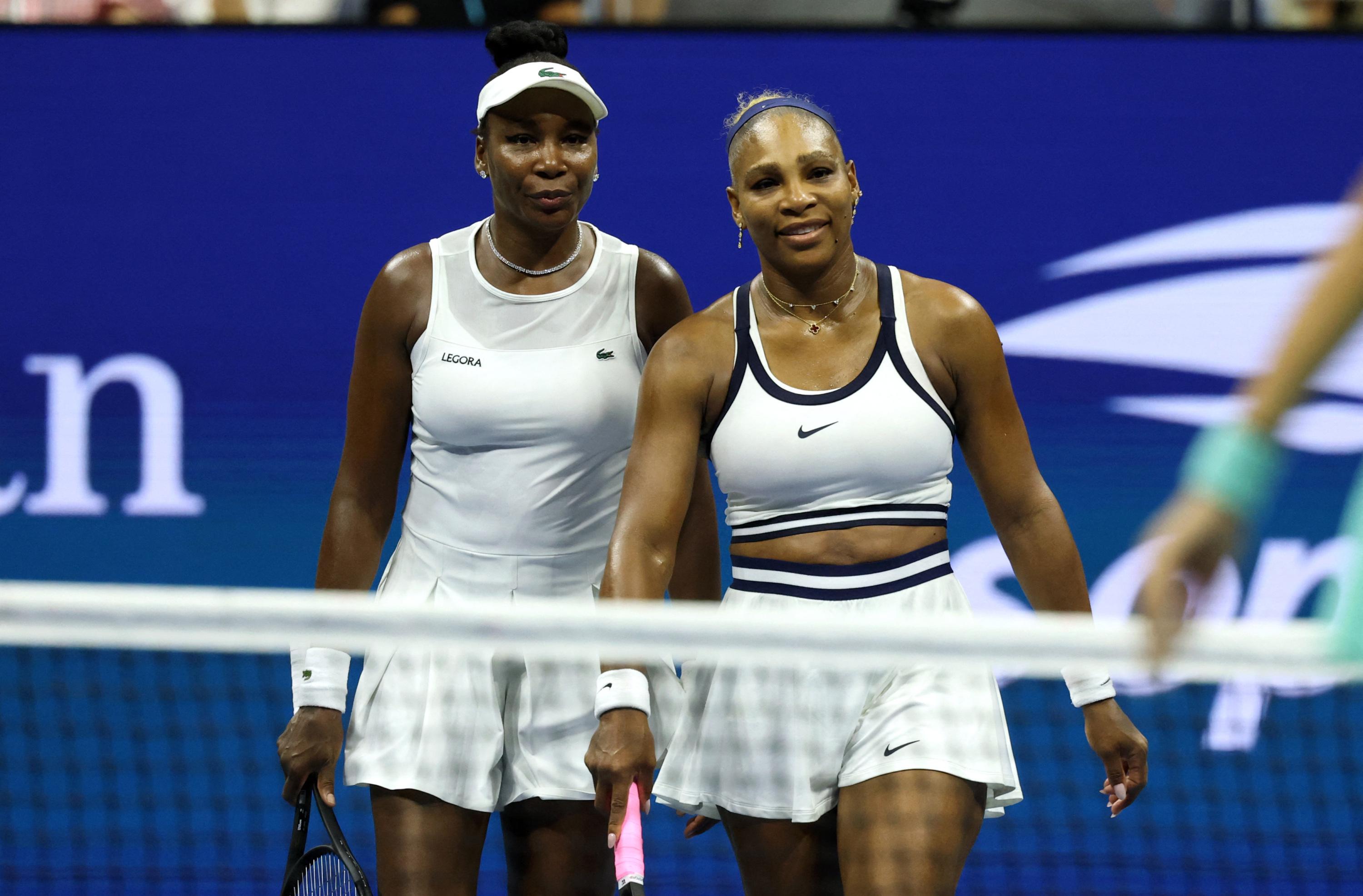 US Open: les sœurs Williams frôlent l'exploit au premier tour du double et s’inclinent après 3 heures de jeu