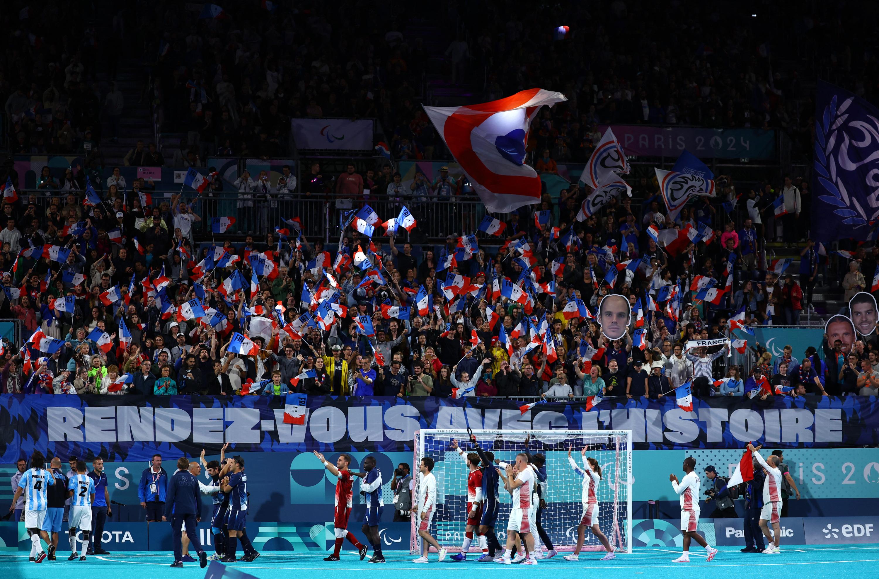 Jeux paralympiques : «Quel moment de sport», Tony Estanguet ému par l’or des Bleus du cécifoot