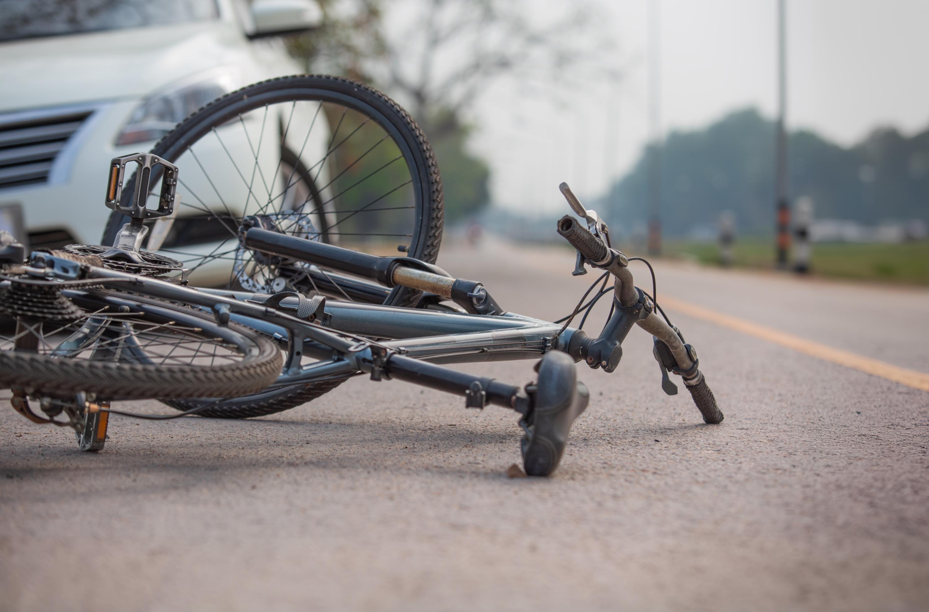 Saône-et-Loire : l’automobiliste qui a percuté et tué une mère de famille à vélo en septembre, mis en examen pour «assassinat»