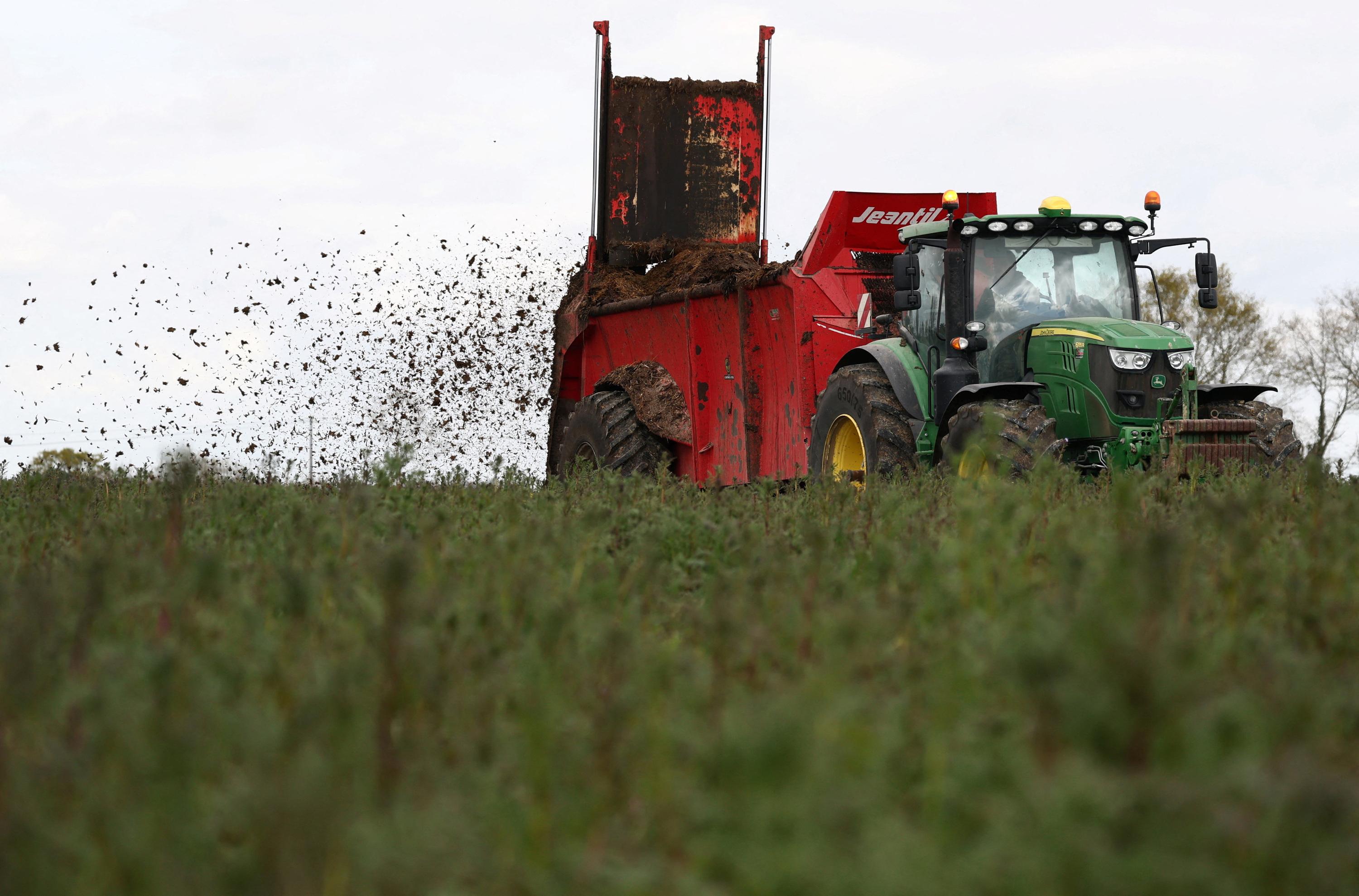 Inflation : le gouvernement annonce 20 millions d'euros supplémentaires pour les agriculteurs en difficulté