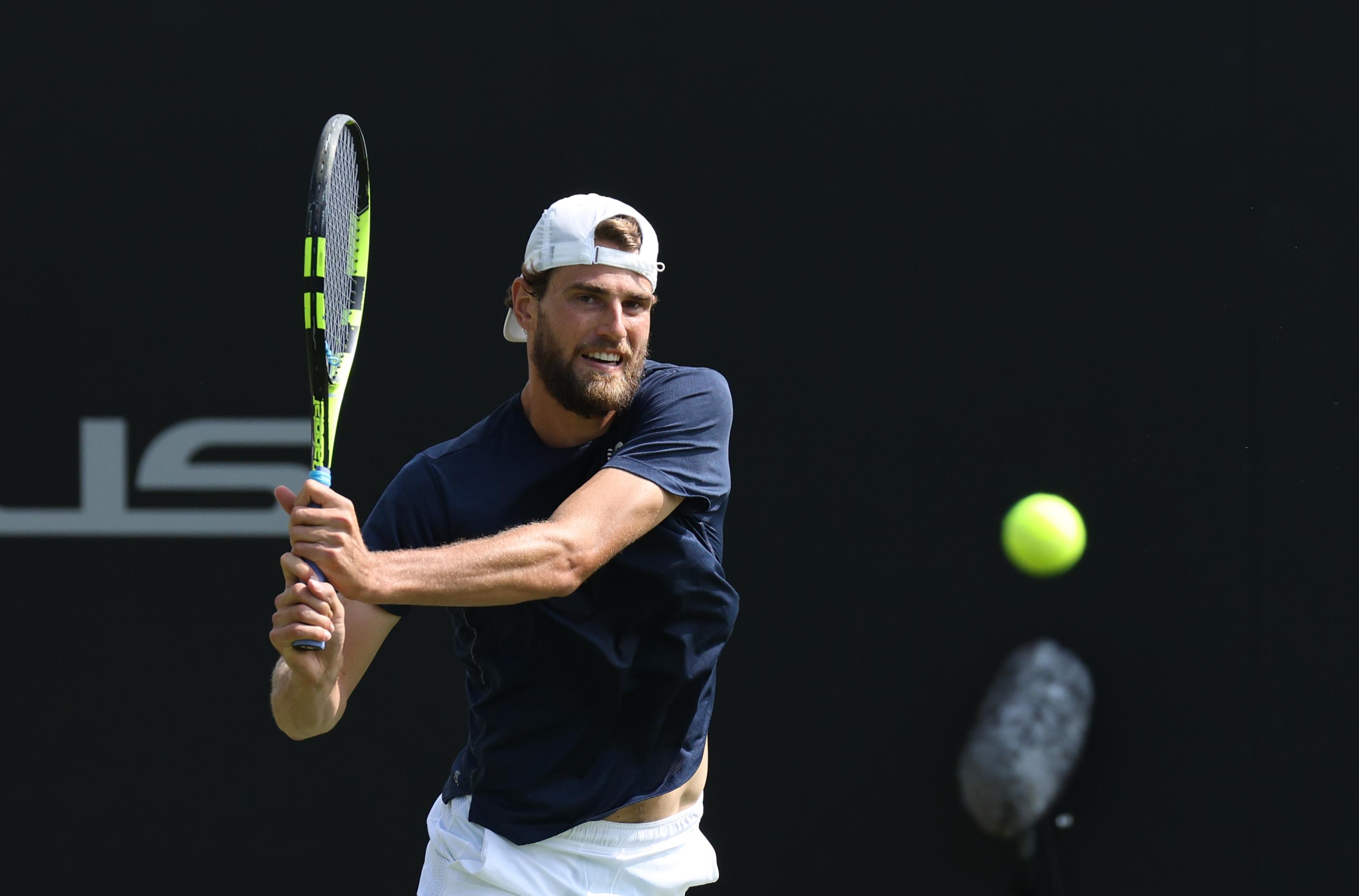 US Open : jet de bouteille, banane et détritus, Maxime Cressy transforme le court en poubelle