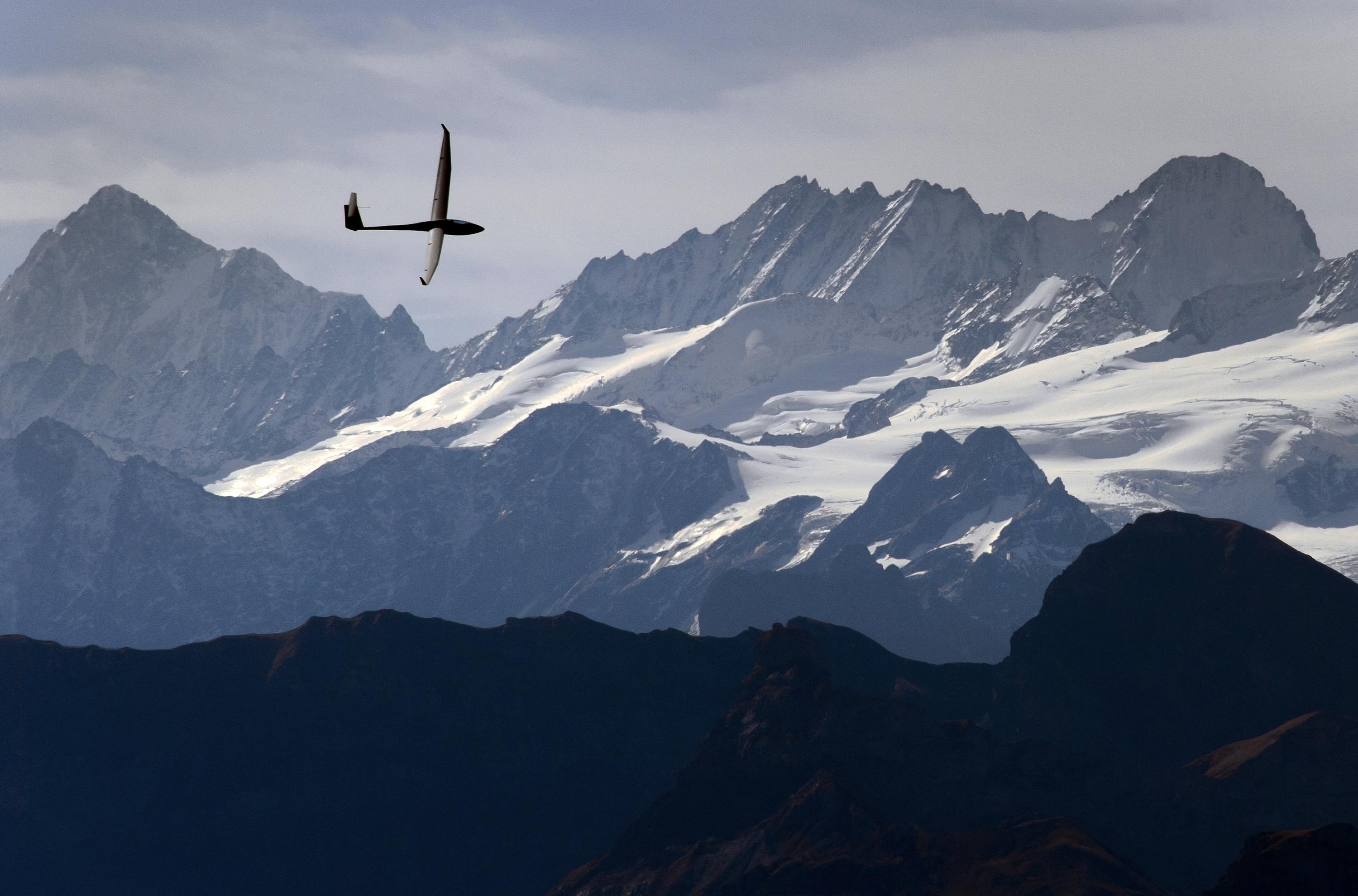 Dans les Alpes, un Suisse et un Français meurent dans un accident de planeur