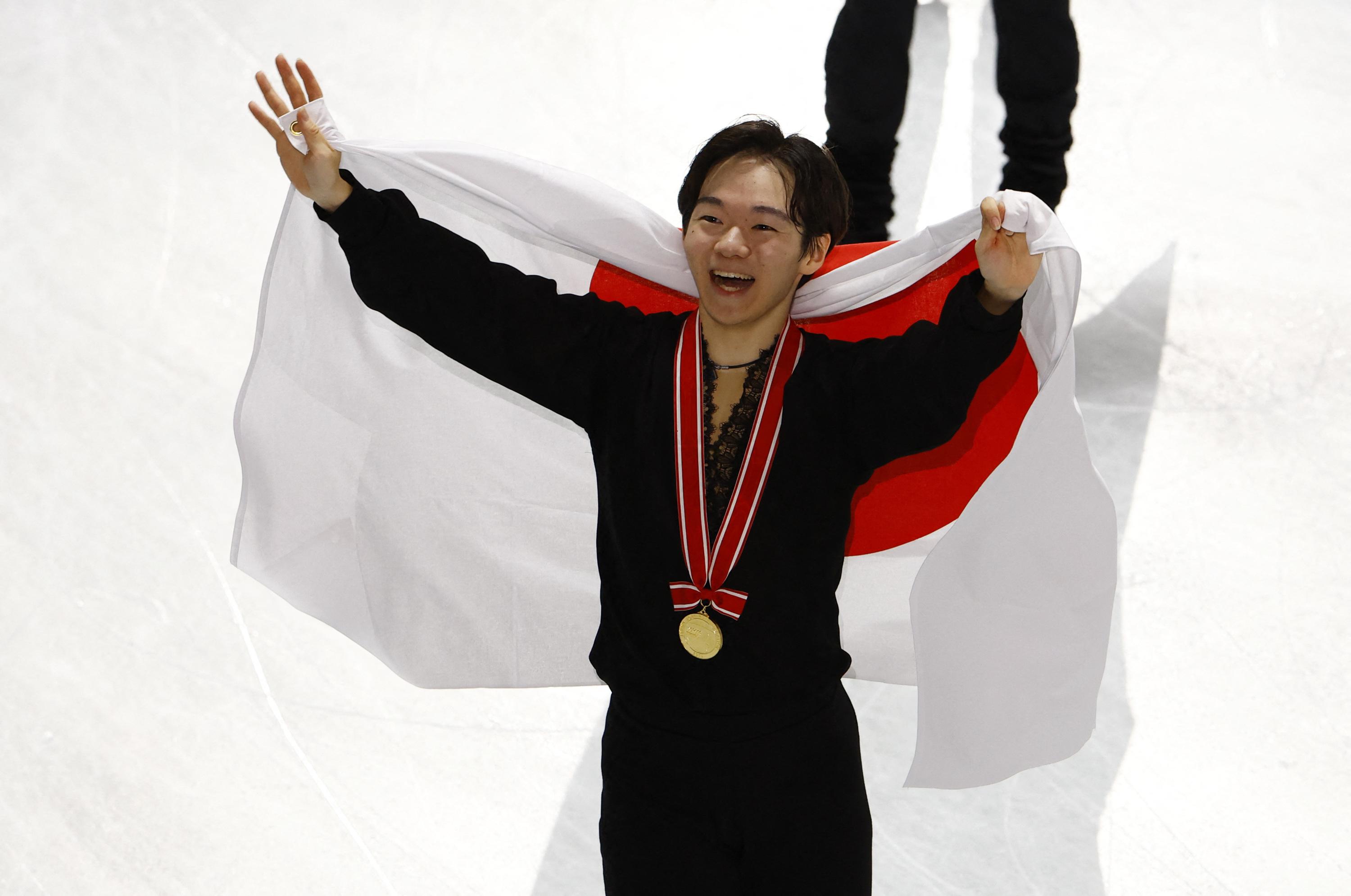 Patinage artistique : victoire du Japonais Yuma Kagiyama au Trophée NHK