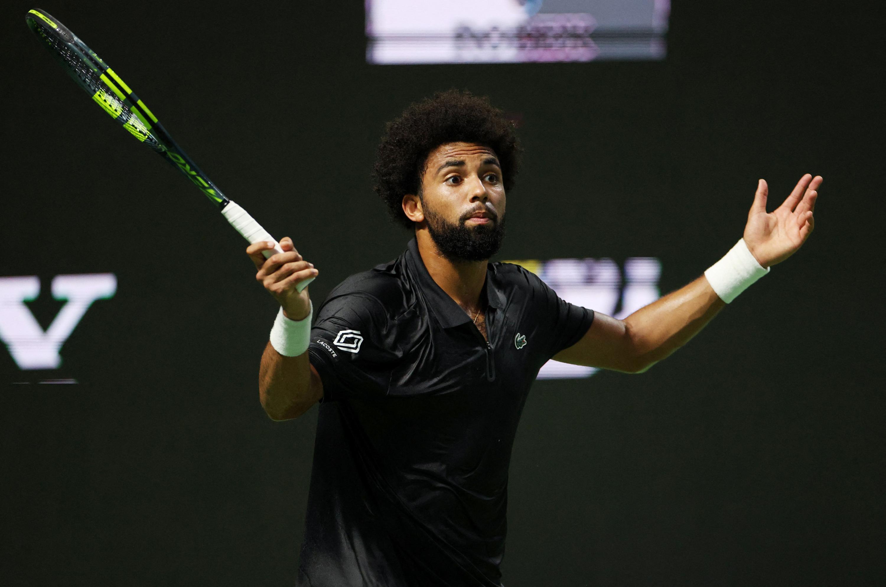 Tennis : battu dès le 3e tour à Shanghai, Arthur Fils manque une occasion de se rapprocher des ATP Finals