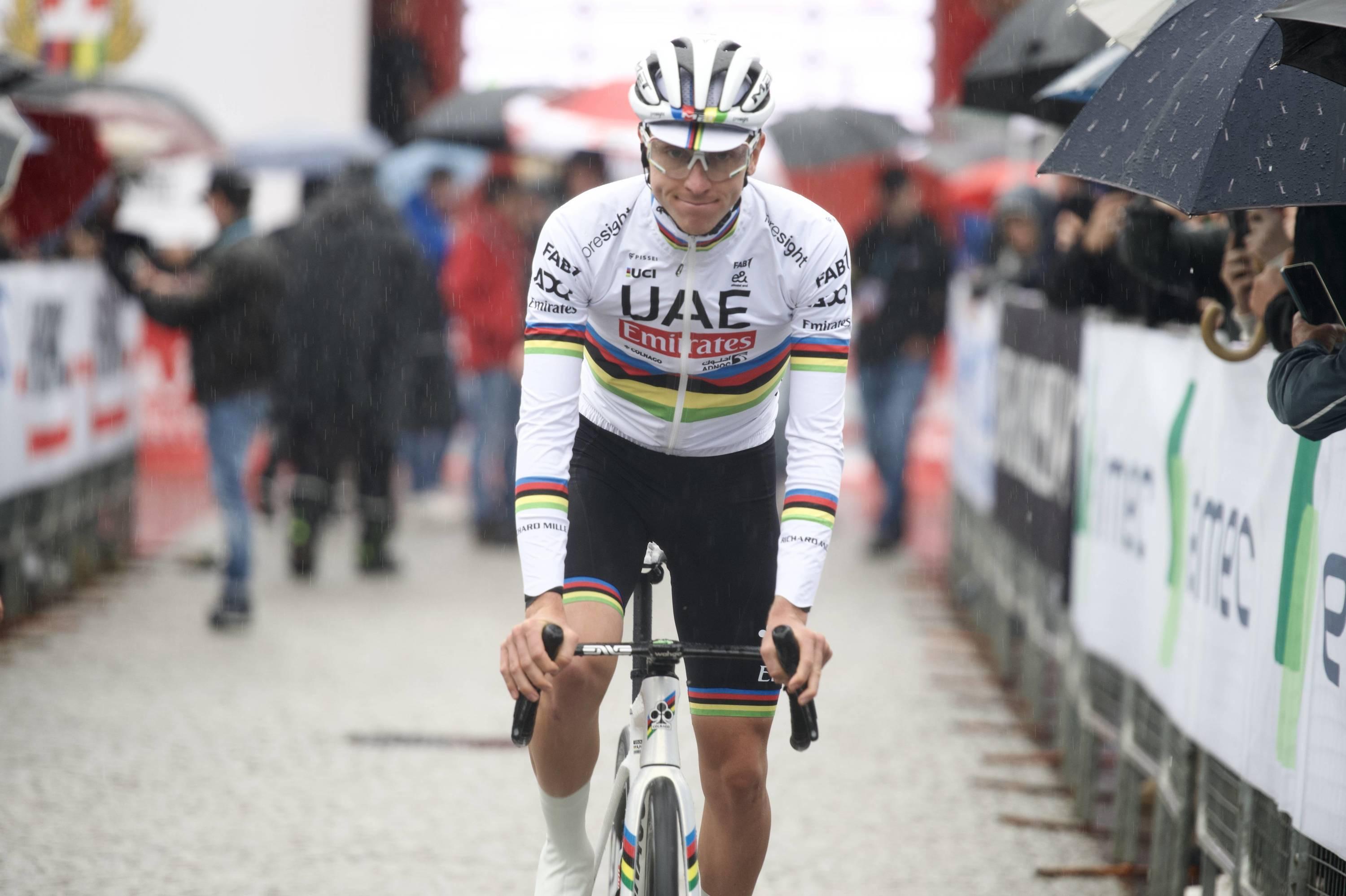 Cyclisme : Pogacar et le peloton mettent pied à terre, les Trois vallées varésines annulées