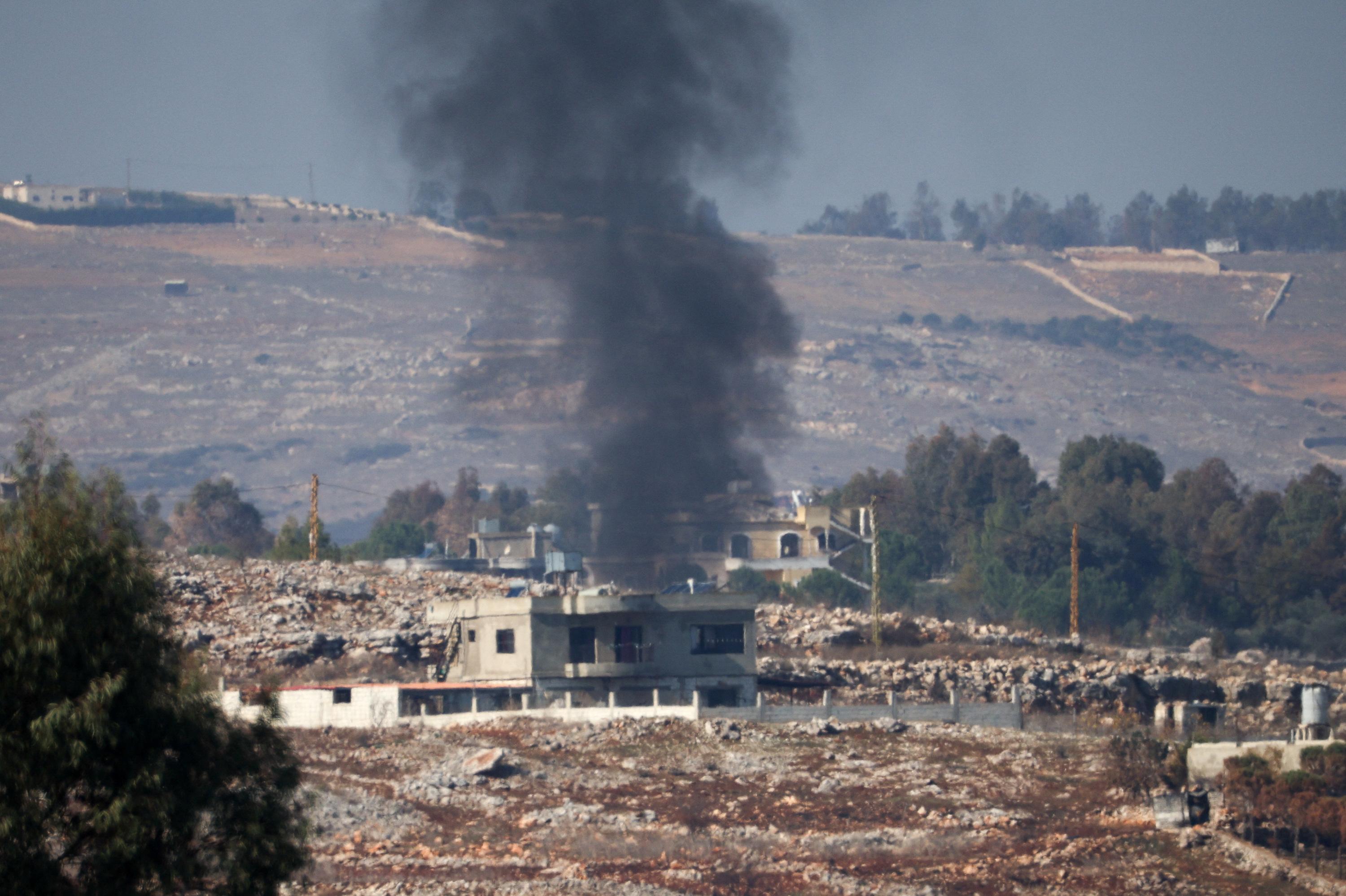 L'armée israélienne dit avoir frappé le Hezbollah à la frontière syro-libanaise