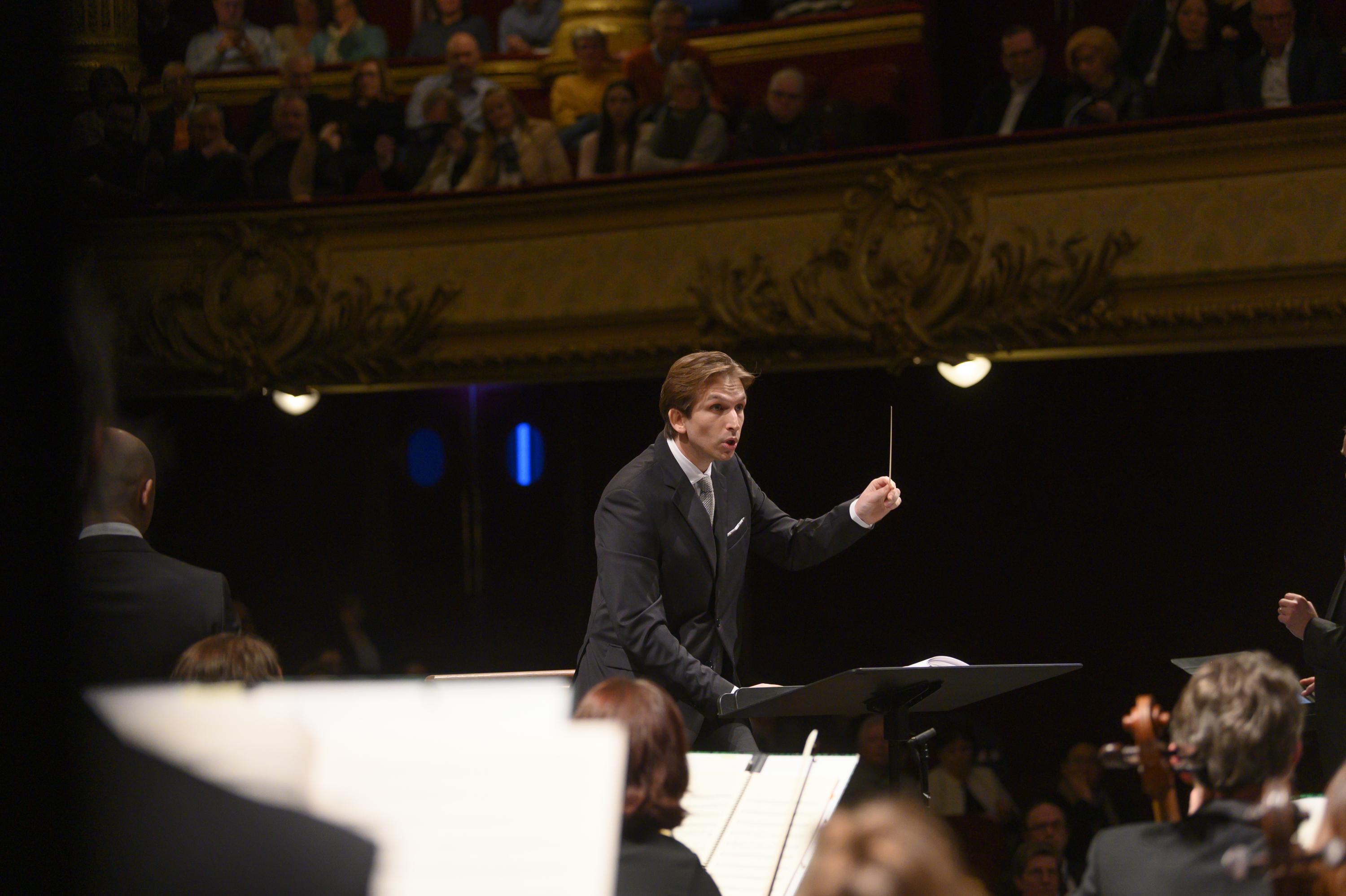 «On remarque tout de suite les chefs qui ont la technique» : à Liège, le concours de chefs d’orchestre repère les talents de demain