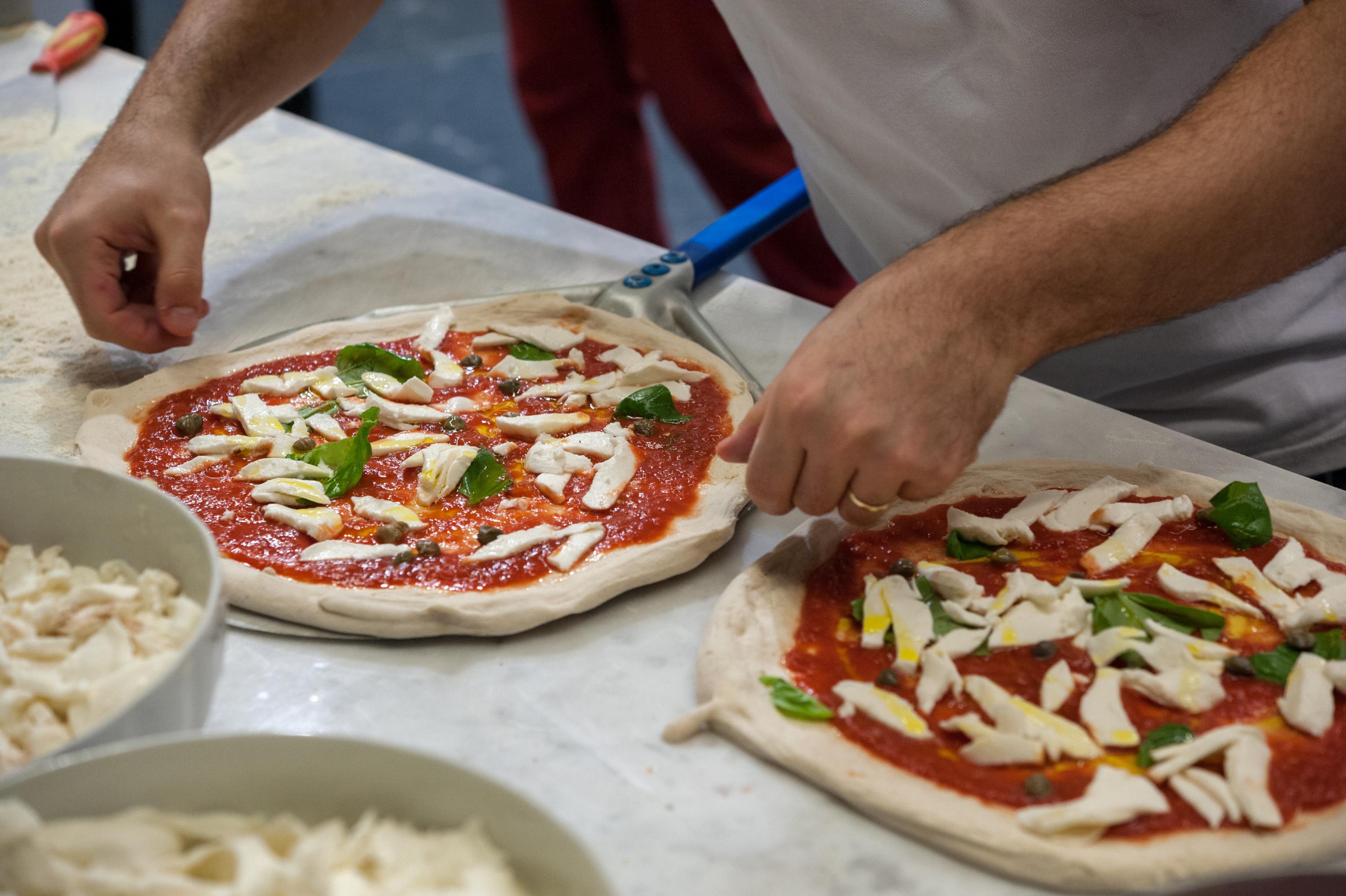 Haute-Savoie : derrière deux pizzerias, un réseau de blanchiment apparenté à la mafia calabraise démantelé