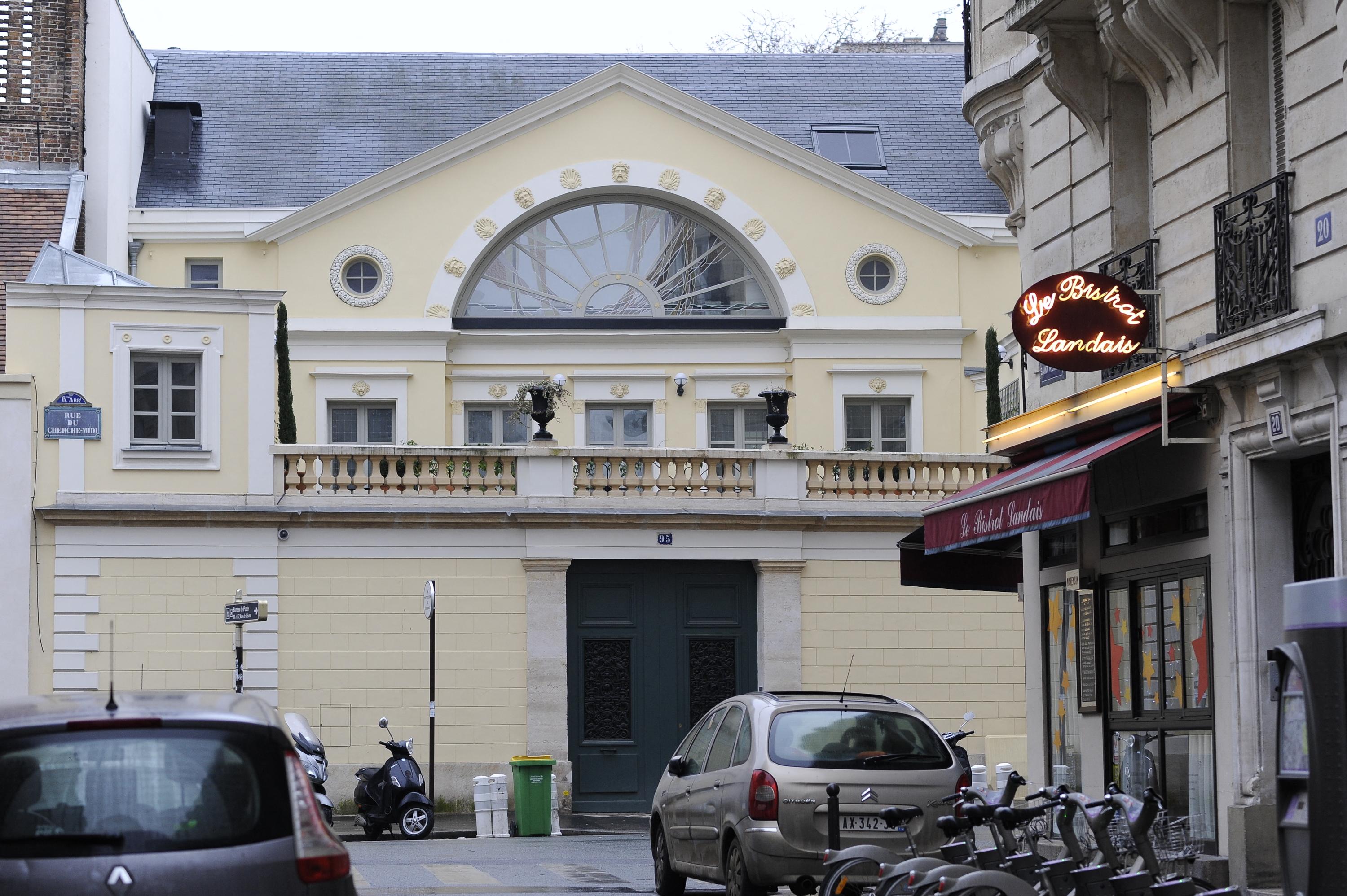 Gérard Depardieu aurait vendu son hôtel particulier parisien après 15 ans d’atermoiements et 50% de rabais