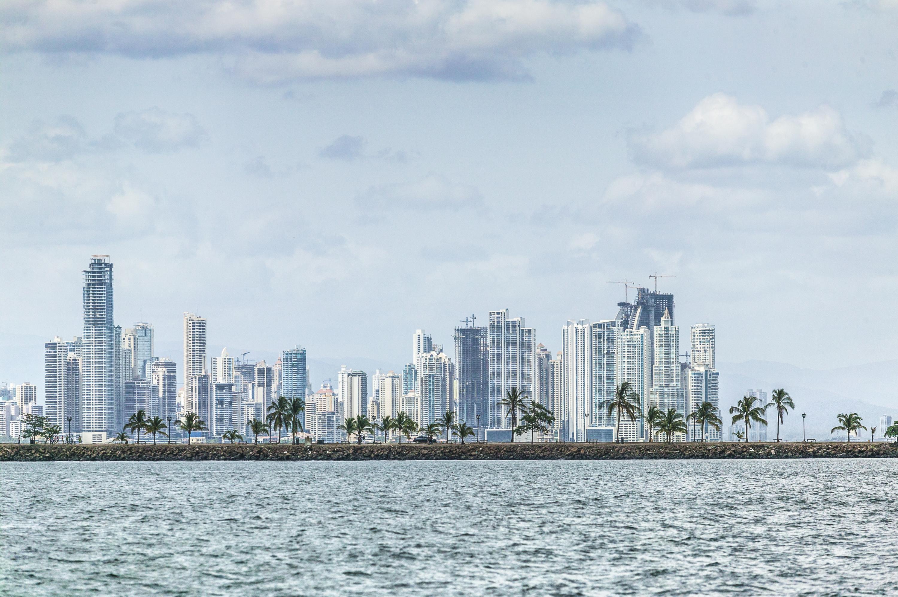 Panama : un séisme de magnitude 7,6 provoque la panique dans la capitale, une alerte au tsunami lancée
